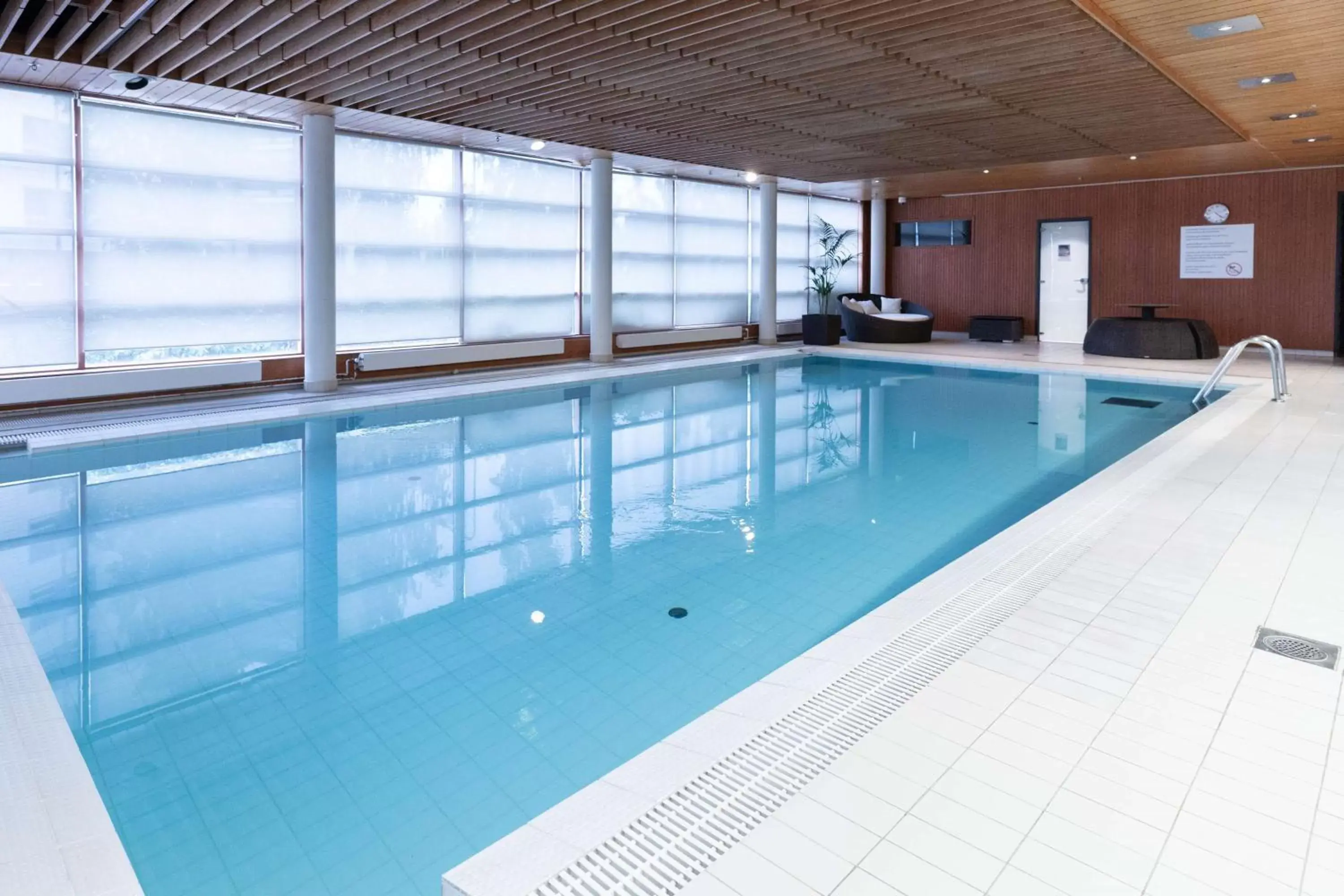 Activities, Swimming Pool in Scandic Helsinki Aviacongress