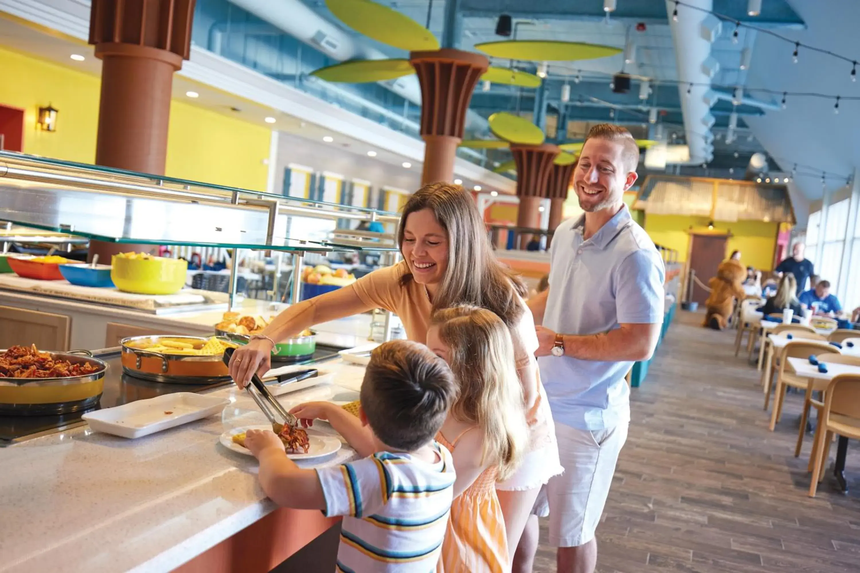 Restaurant/places to eat in Cedar Point Castaway Bay Indoor Water Park