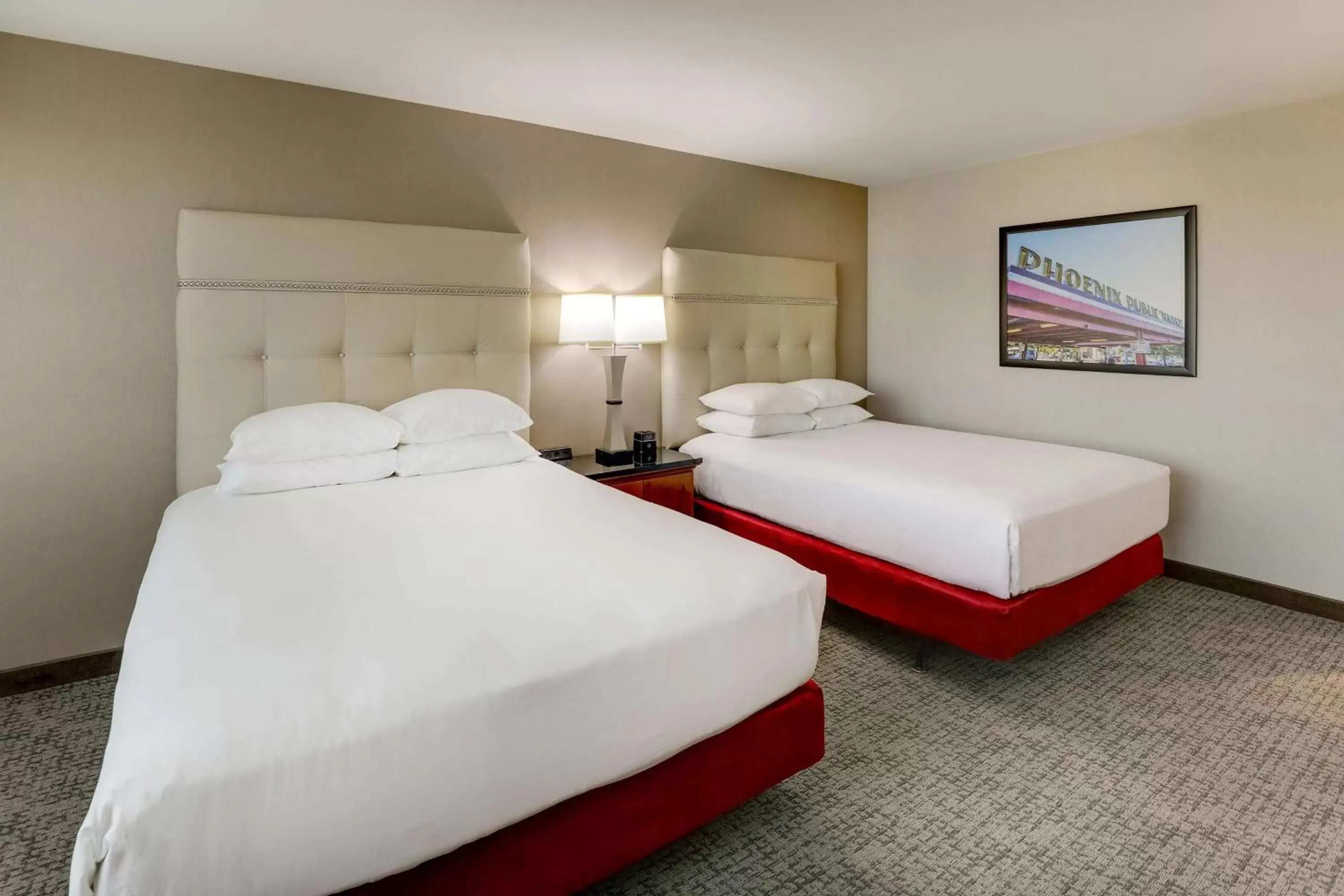Bedroom, Bed in Drury Inn & Suites Phoenix Airport