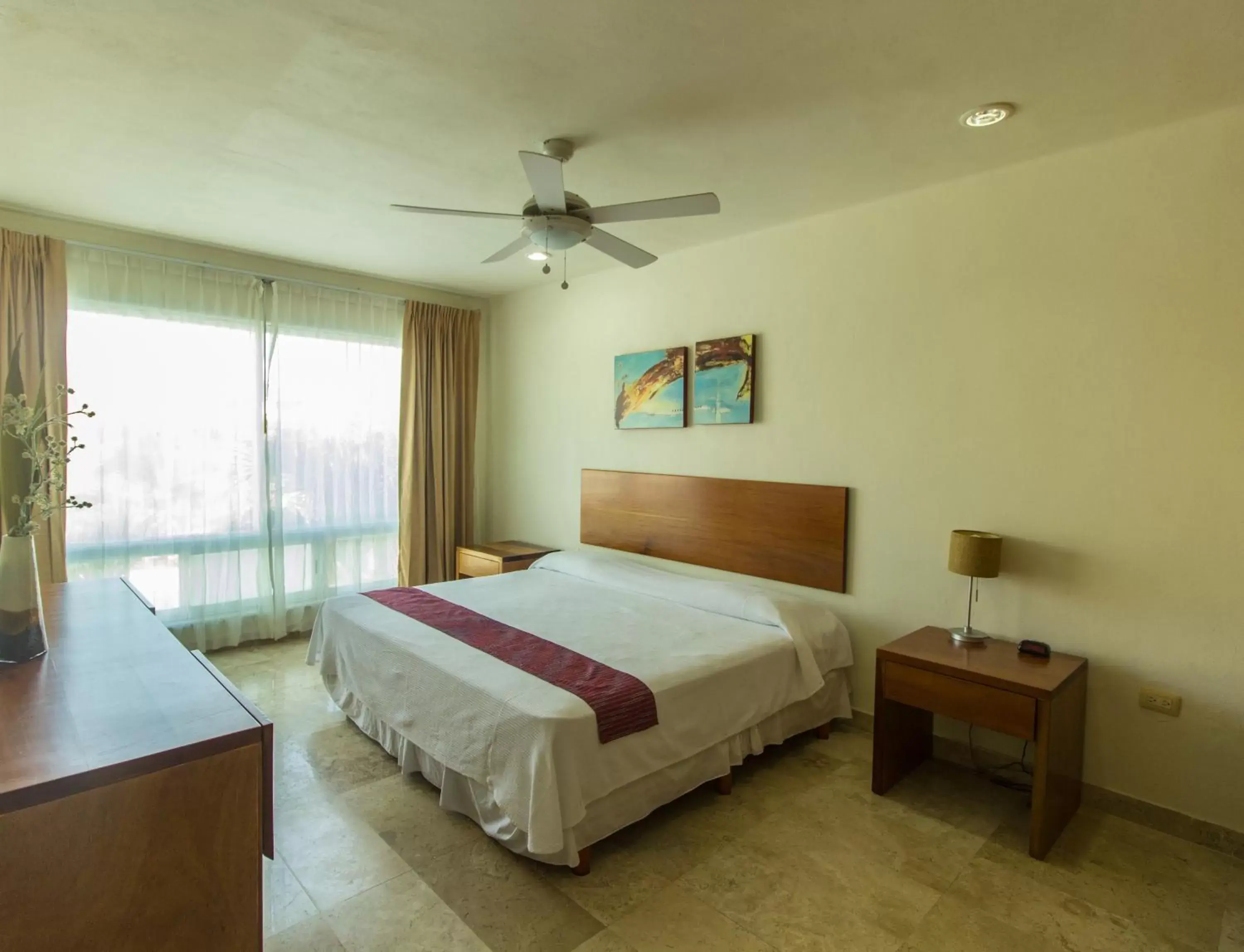 Bedroom, Bed in Coral Maya Stay Suites