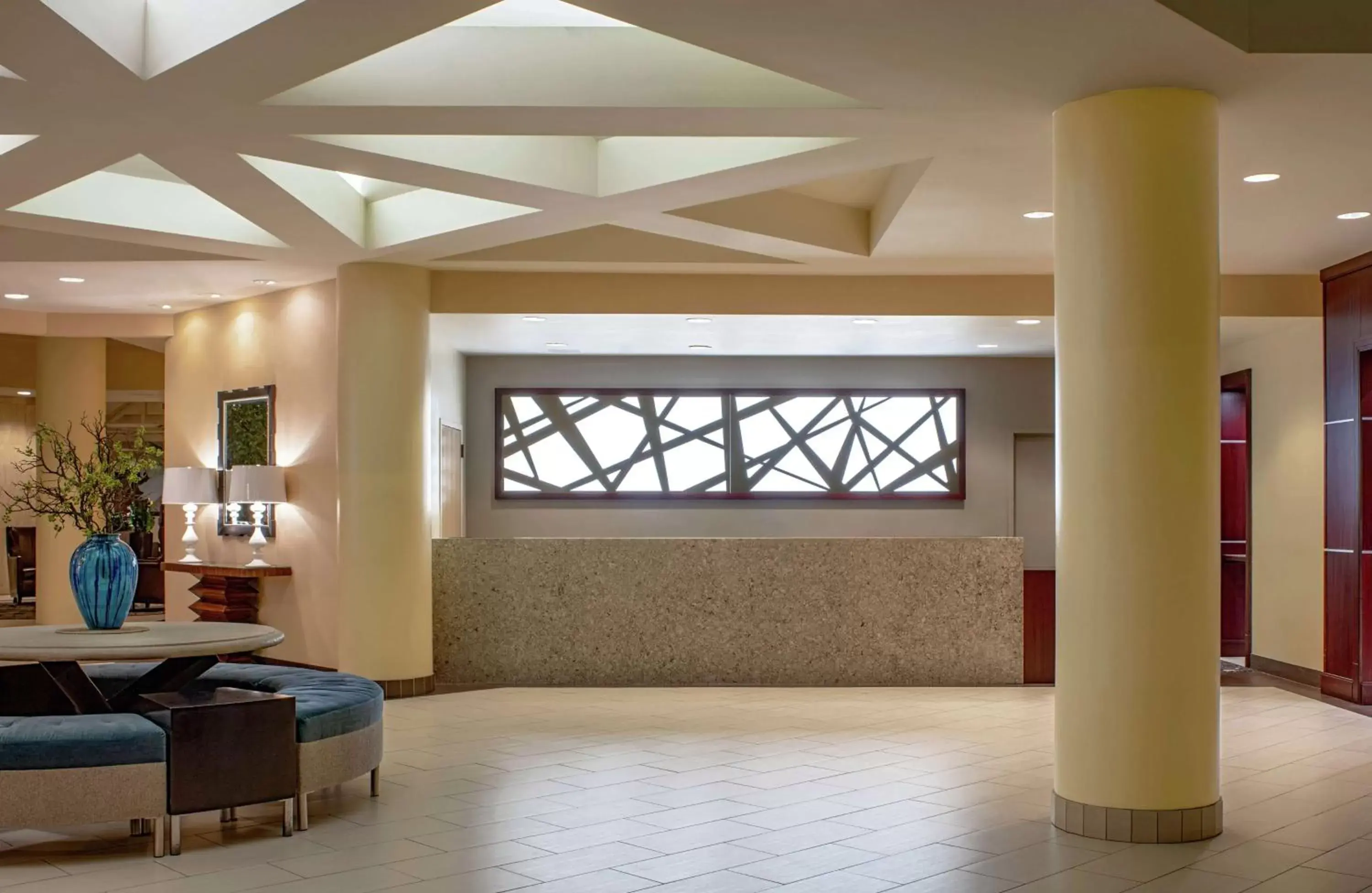 Lobby or reception, Lobby/Reception in Doubletree Suites by Hilton Salt Lake City