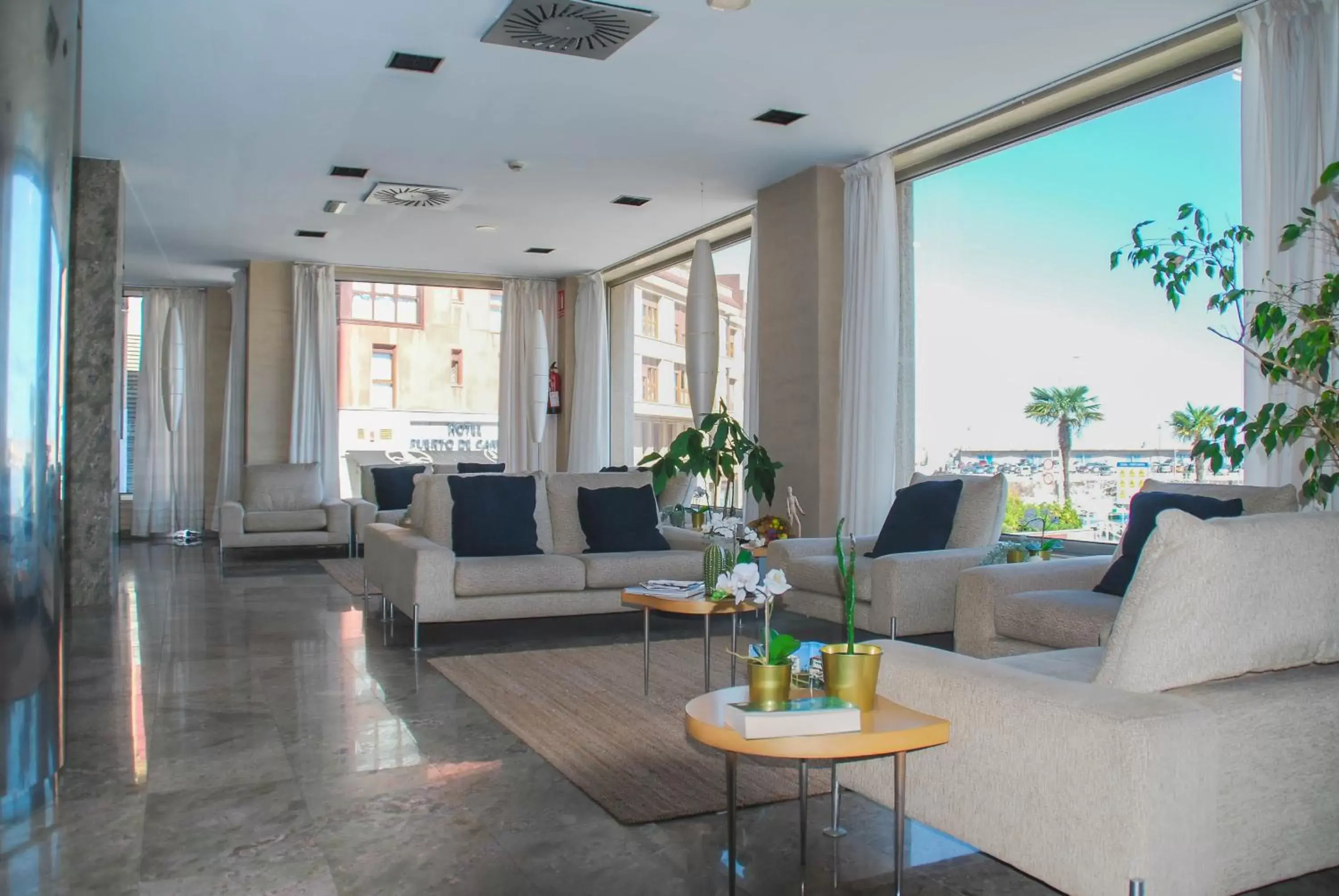 Property building, Seating Area in Hotel Faranda Marsol Candás