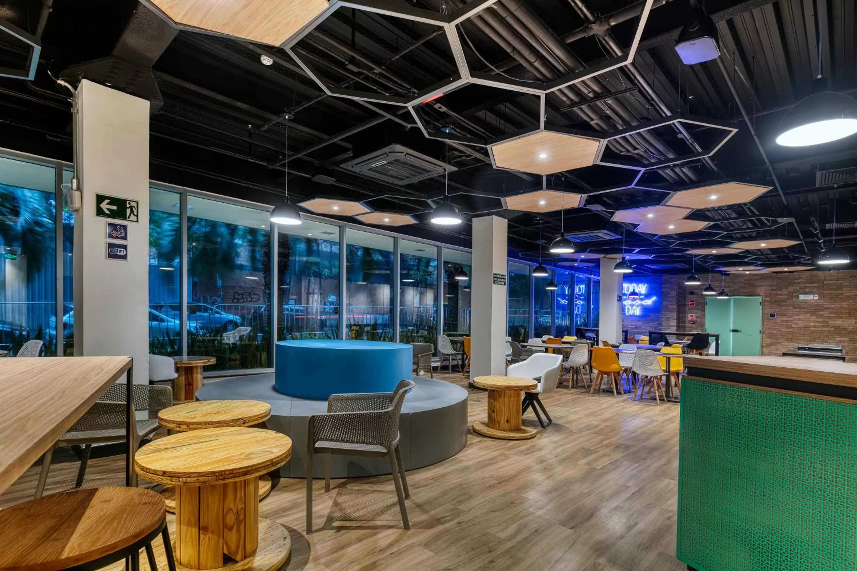 Lounge or bar in ibis budget BH Savassi