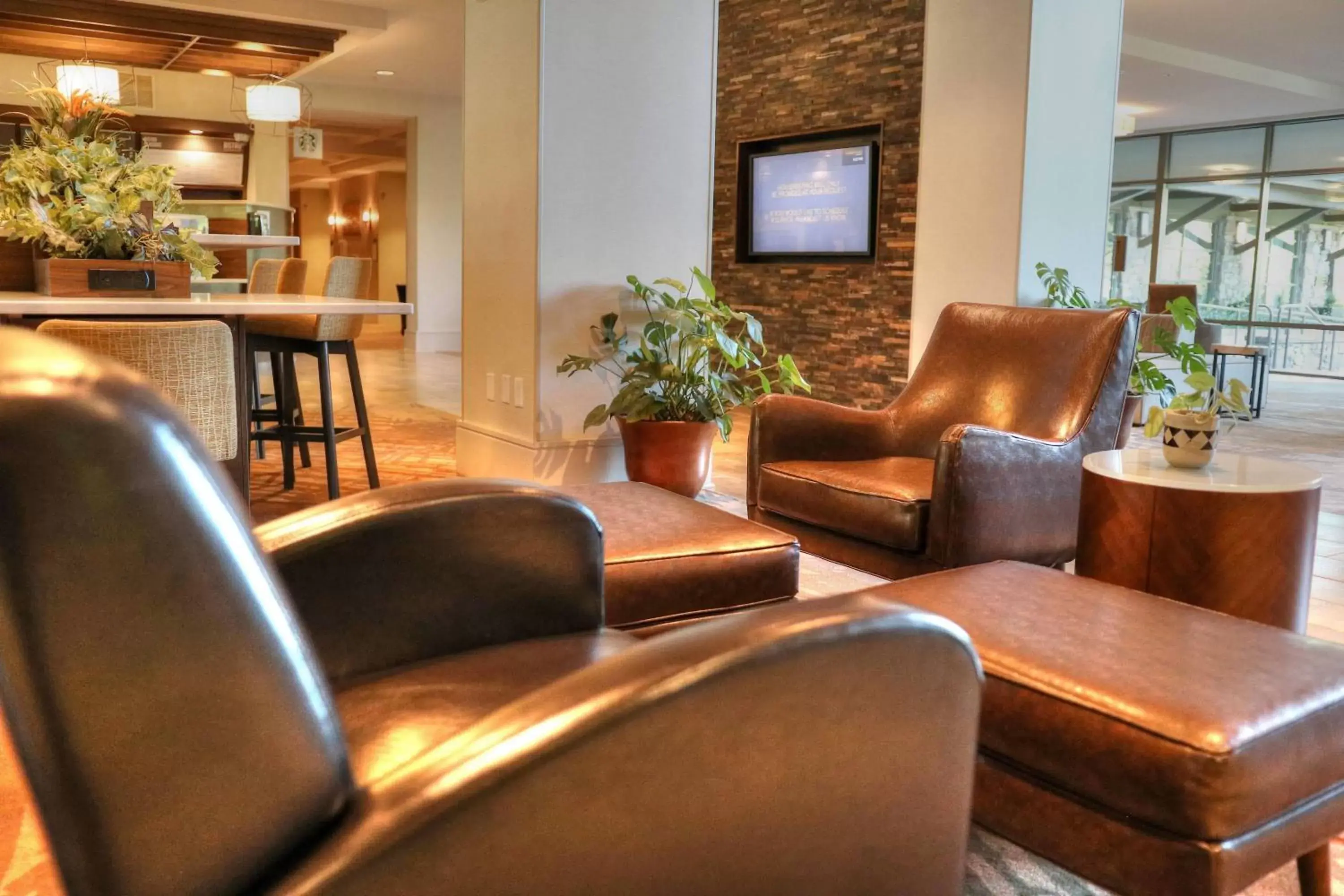 Lobby or reception, Lounge/Bar in Courtyard by Marriott Pigeon Forge