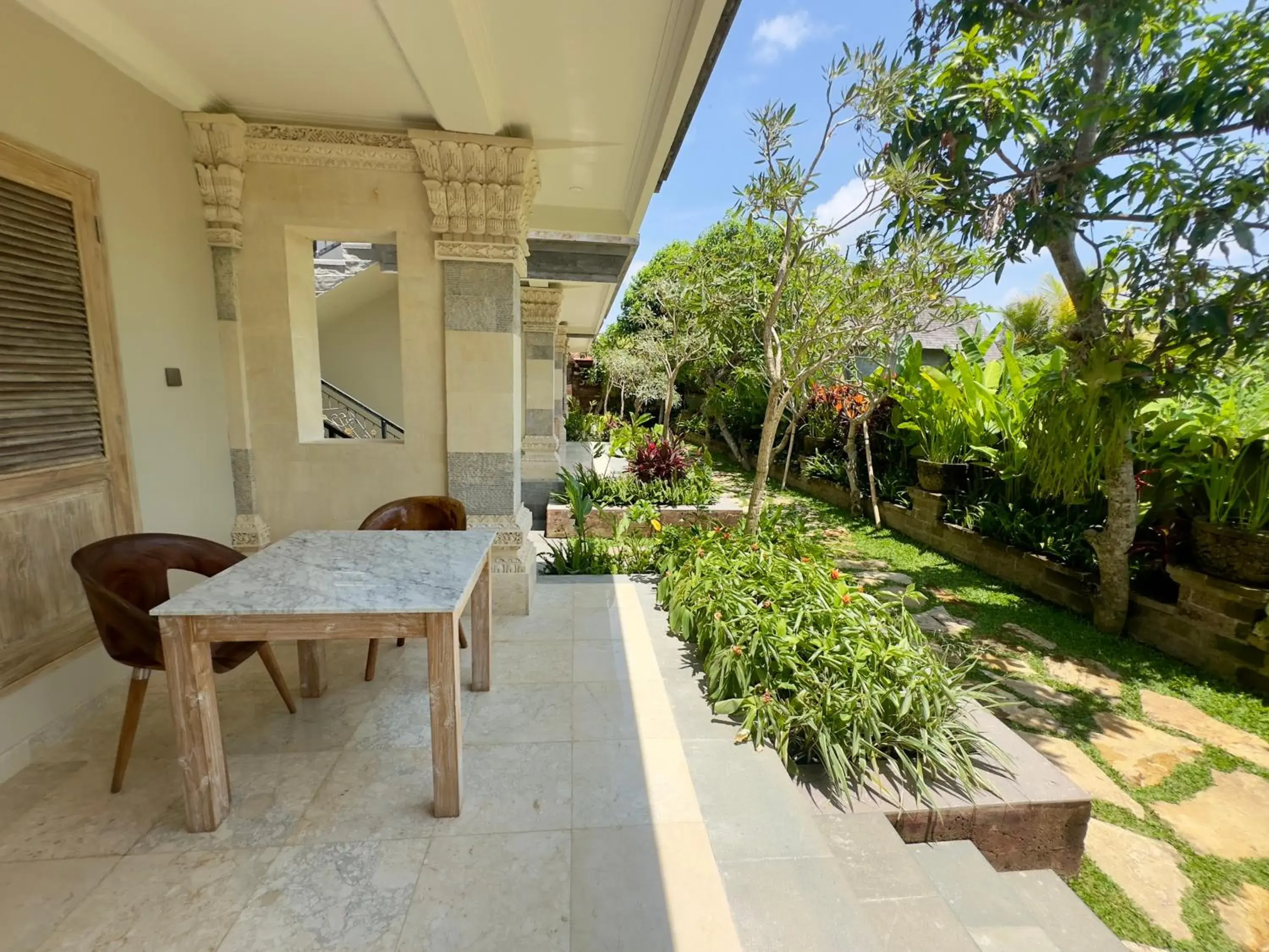 Patio in Honeymoon Guesthouse