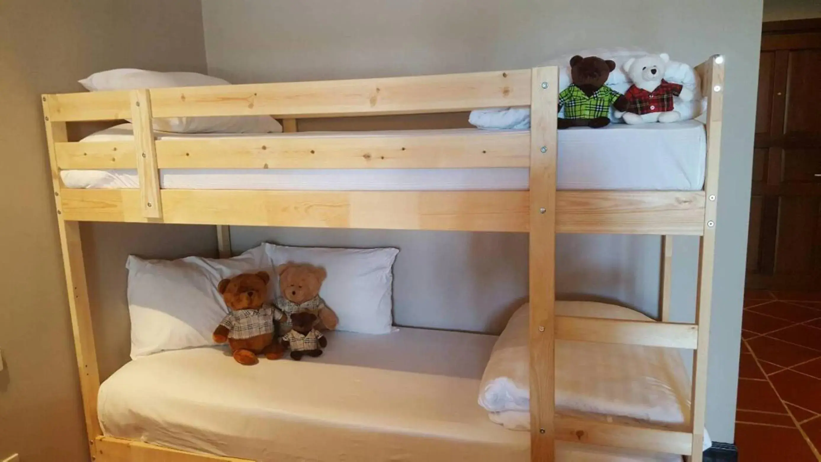 Bunk Bed in Dor-Shada Resort By The Sea