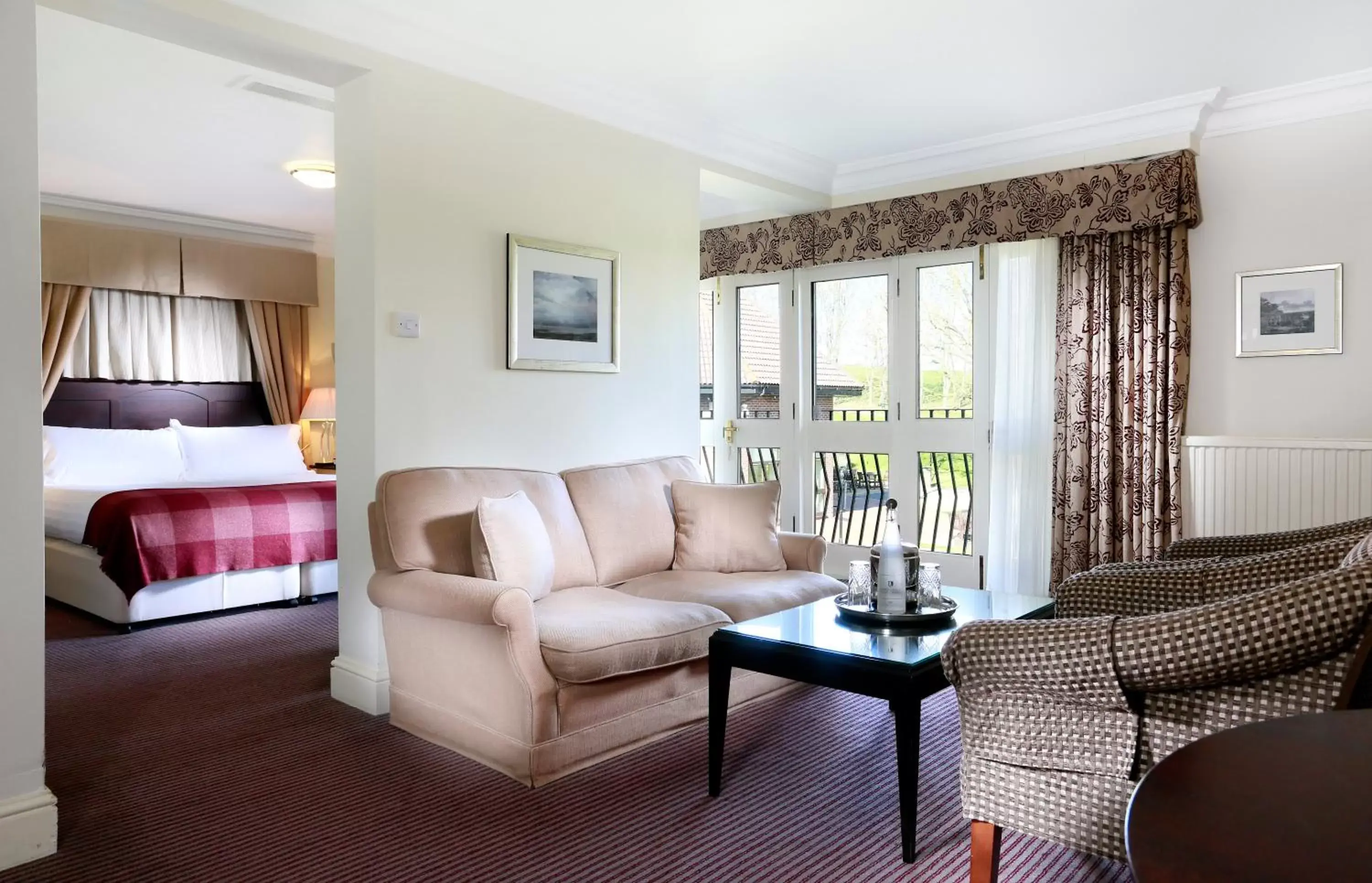 Bedroom, Seating Area in Macdonald Botley Park Hotel & Spa