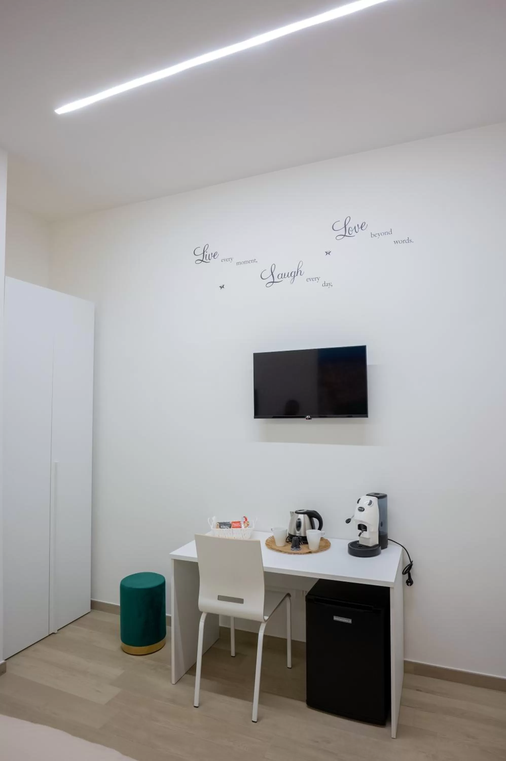 TV and multimedia, TV/Entertainment Center in K-Home