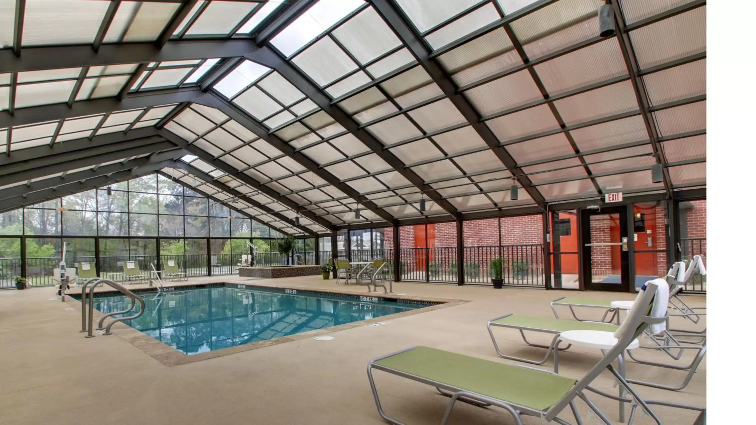 Swimming Pool in Holiday Inn Express Hotel & Suites Meridian, an IHG Hotel