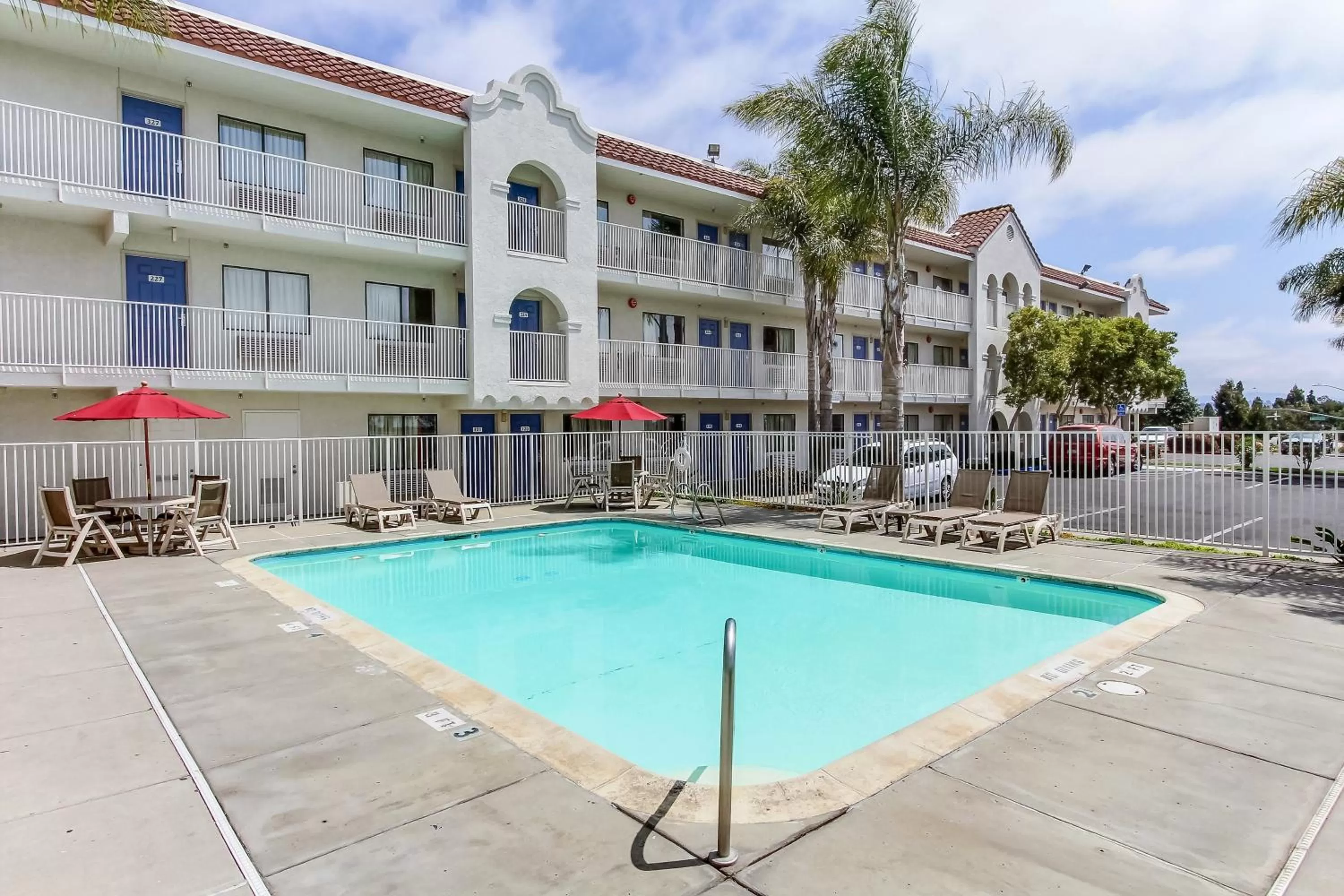 Swimming pool in Motel 6-Watsonville, CA - Monterey Area