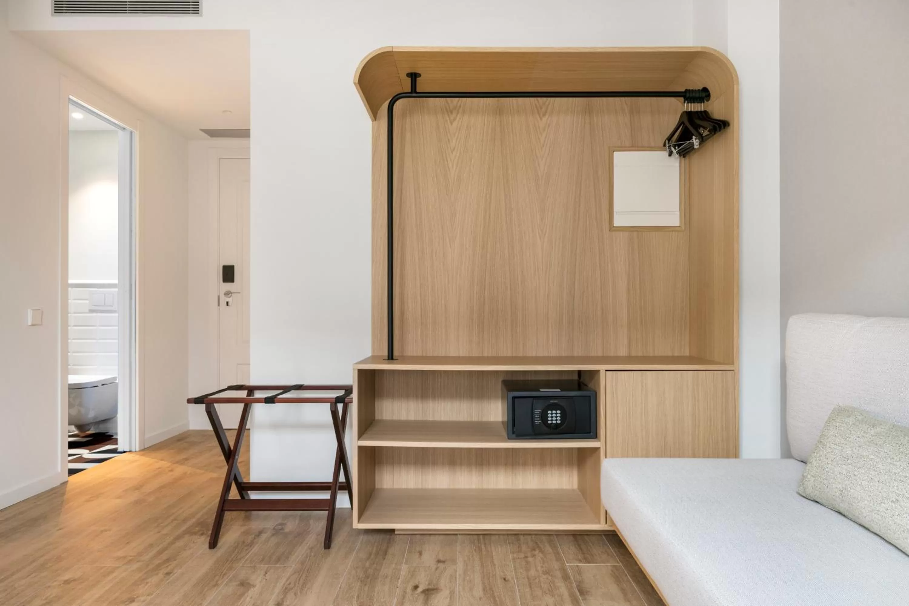 Photo of the whole room, Bed in Alta House Begur