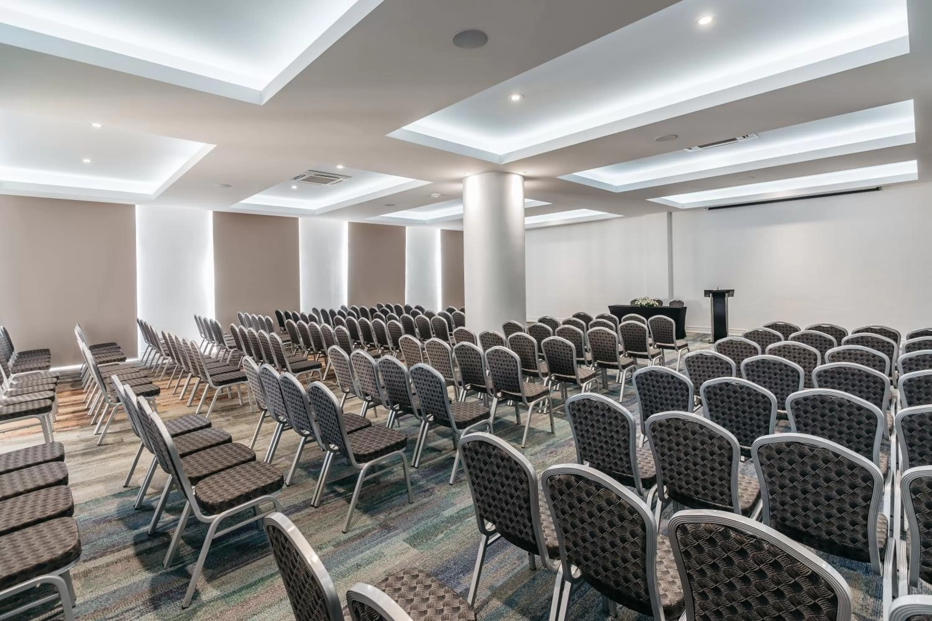 Communal lounge/ TV room in Hotel Antofagasta
