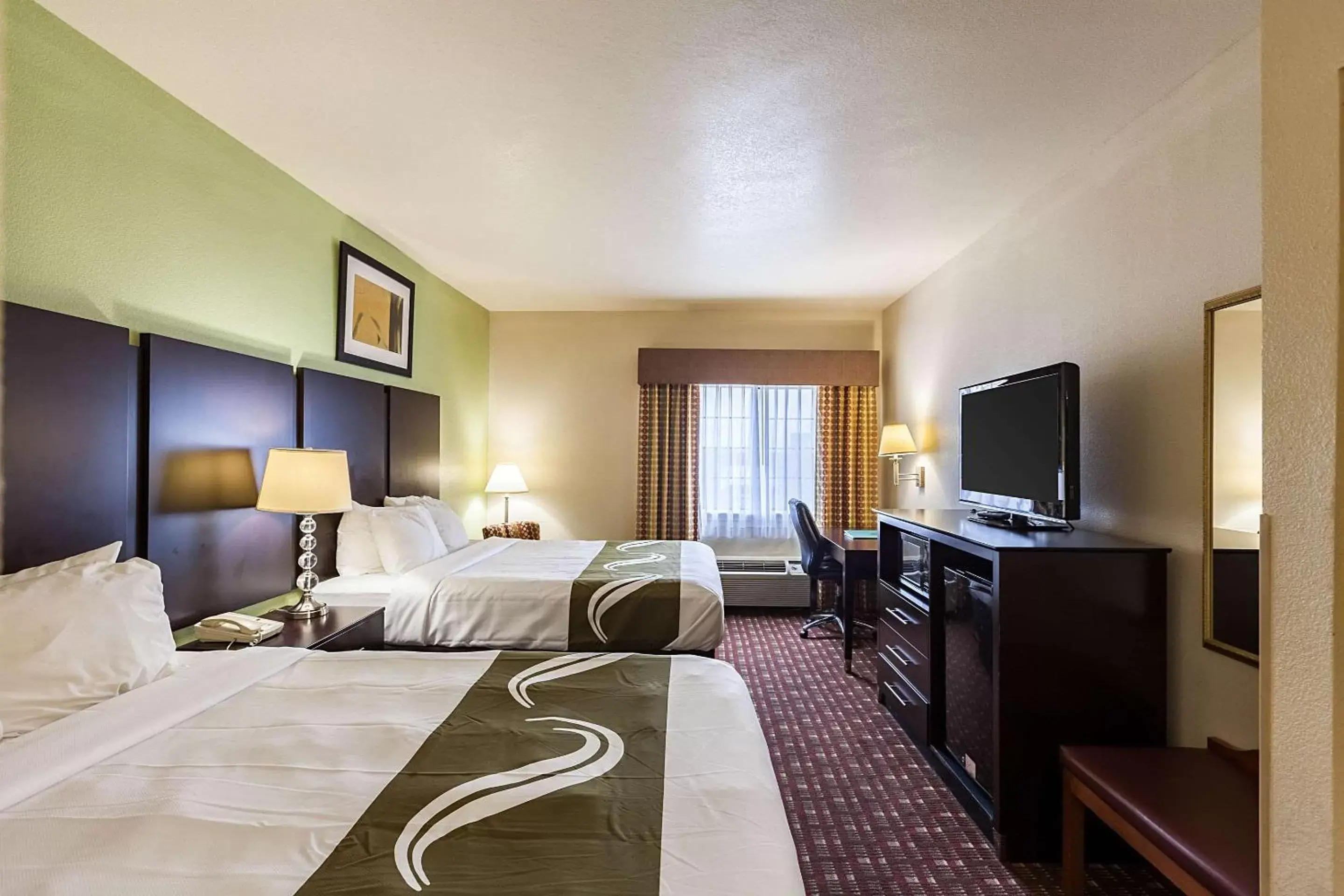 Photo of the whole room in Quality Inn Near Seaworld - Lackland