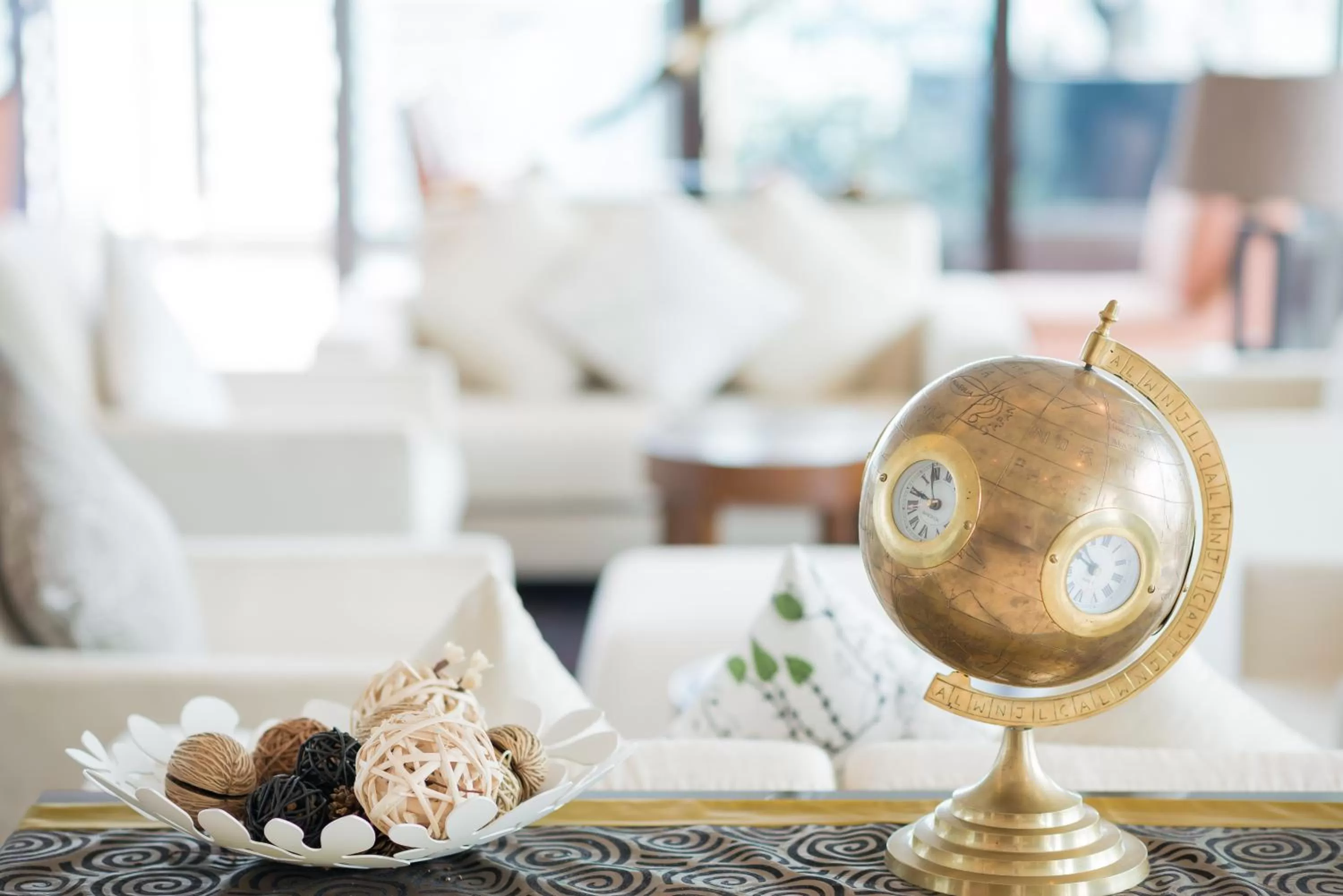 Lounge or bar in Sivatel Bangkok Hotel