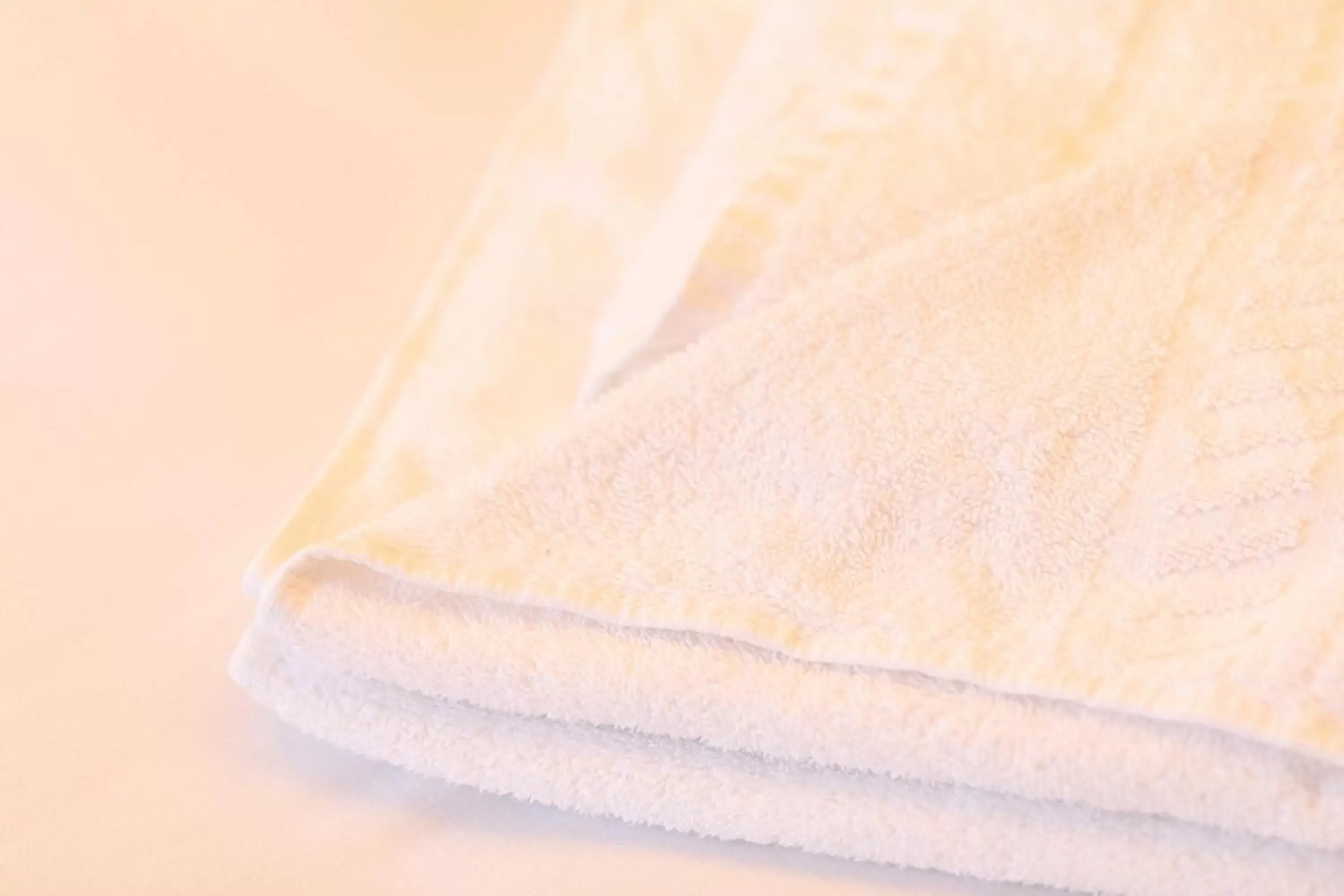 towels, Bed in George & Pilgrims Hotel
