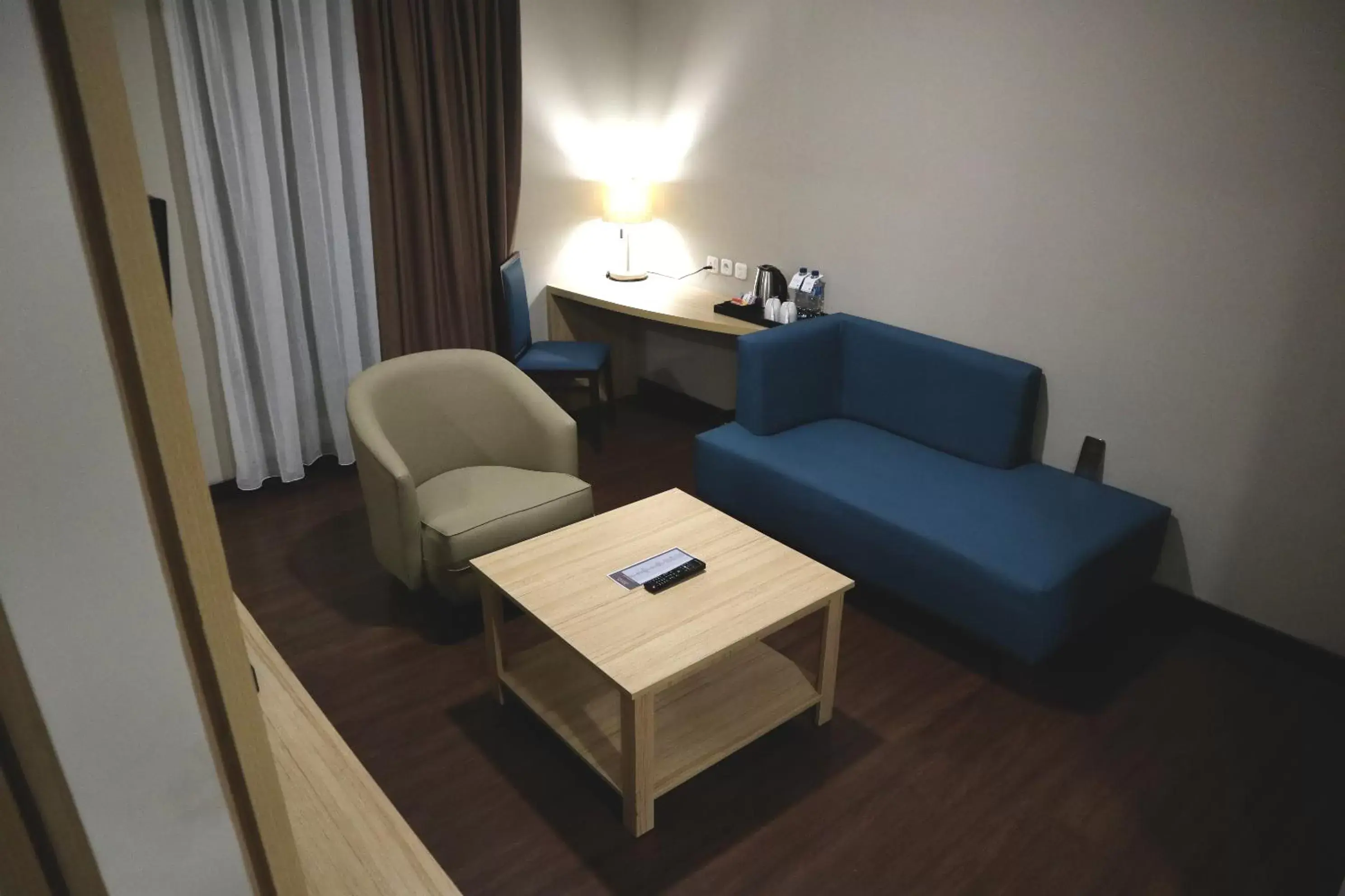 Living room, Seating Area in Anara Sky Kualanamu Hotel
