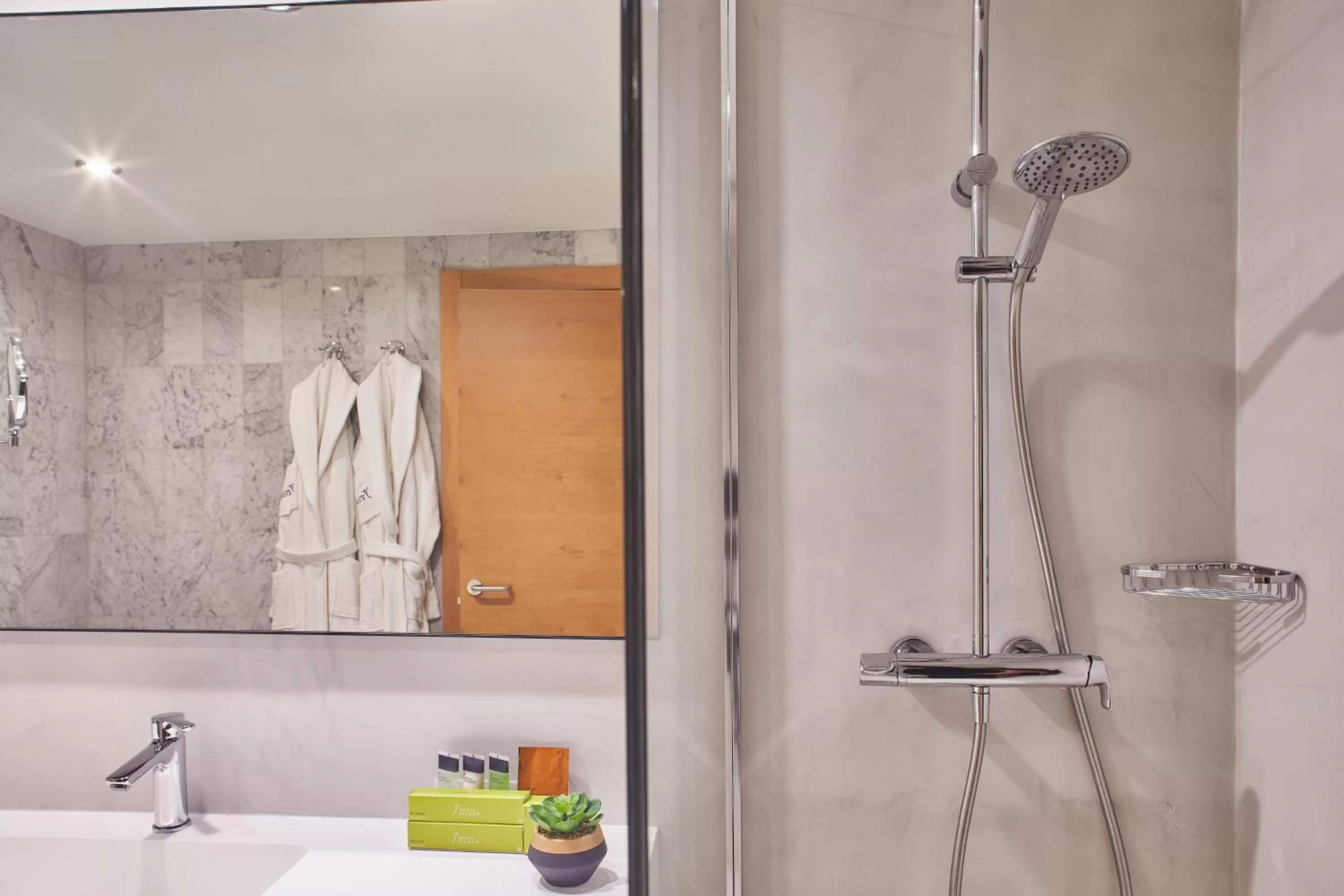 Bathroom in Hotel Silken Indautxu