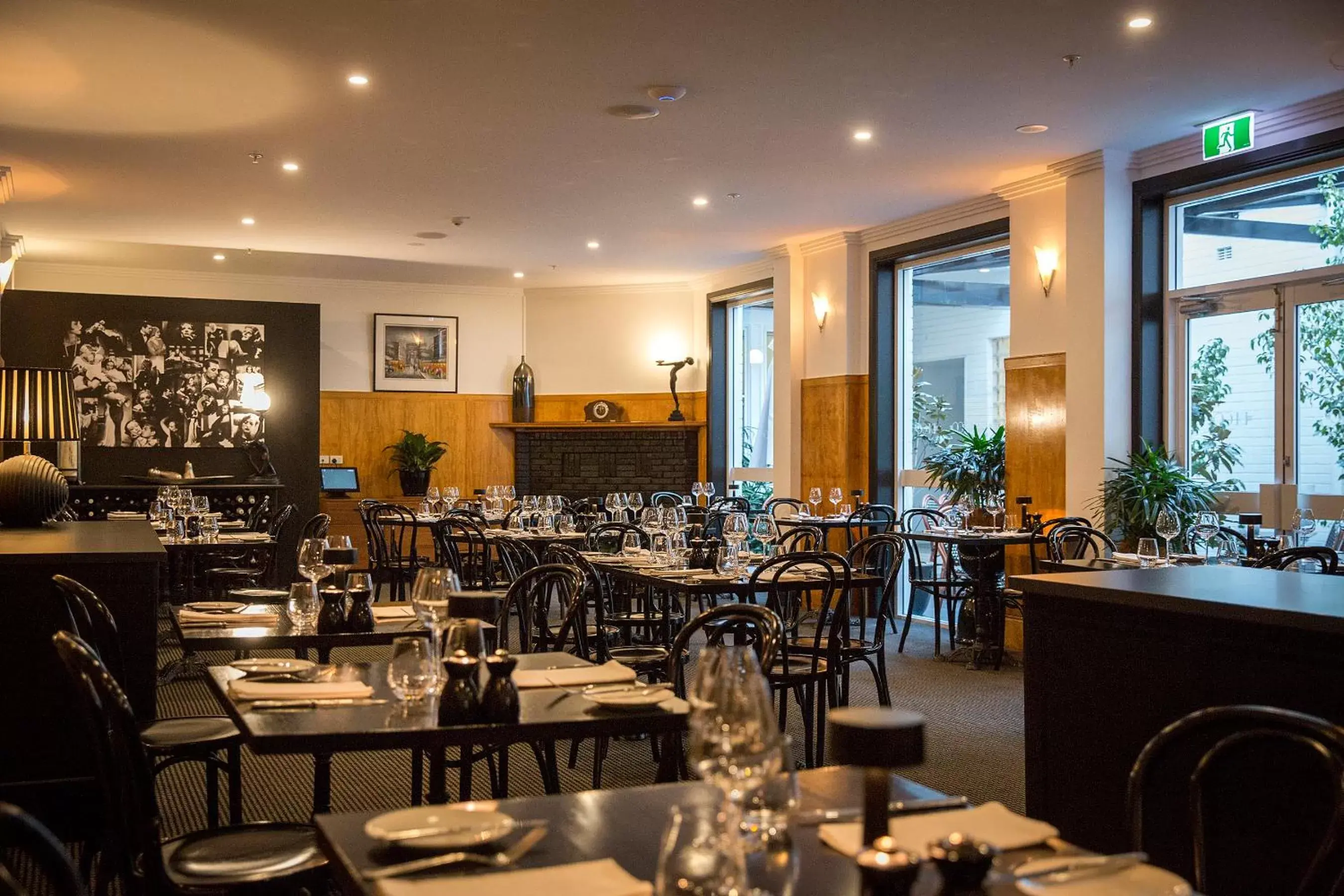 Restaurant/Places to Eat in CH Boutique Hotel