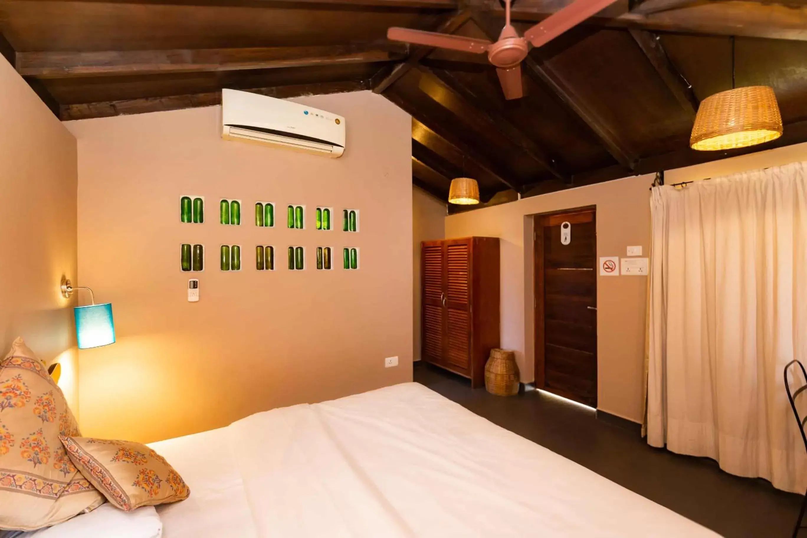 Bedroom, Bed in Fiesta Beach Resort