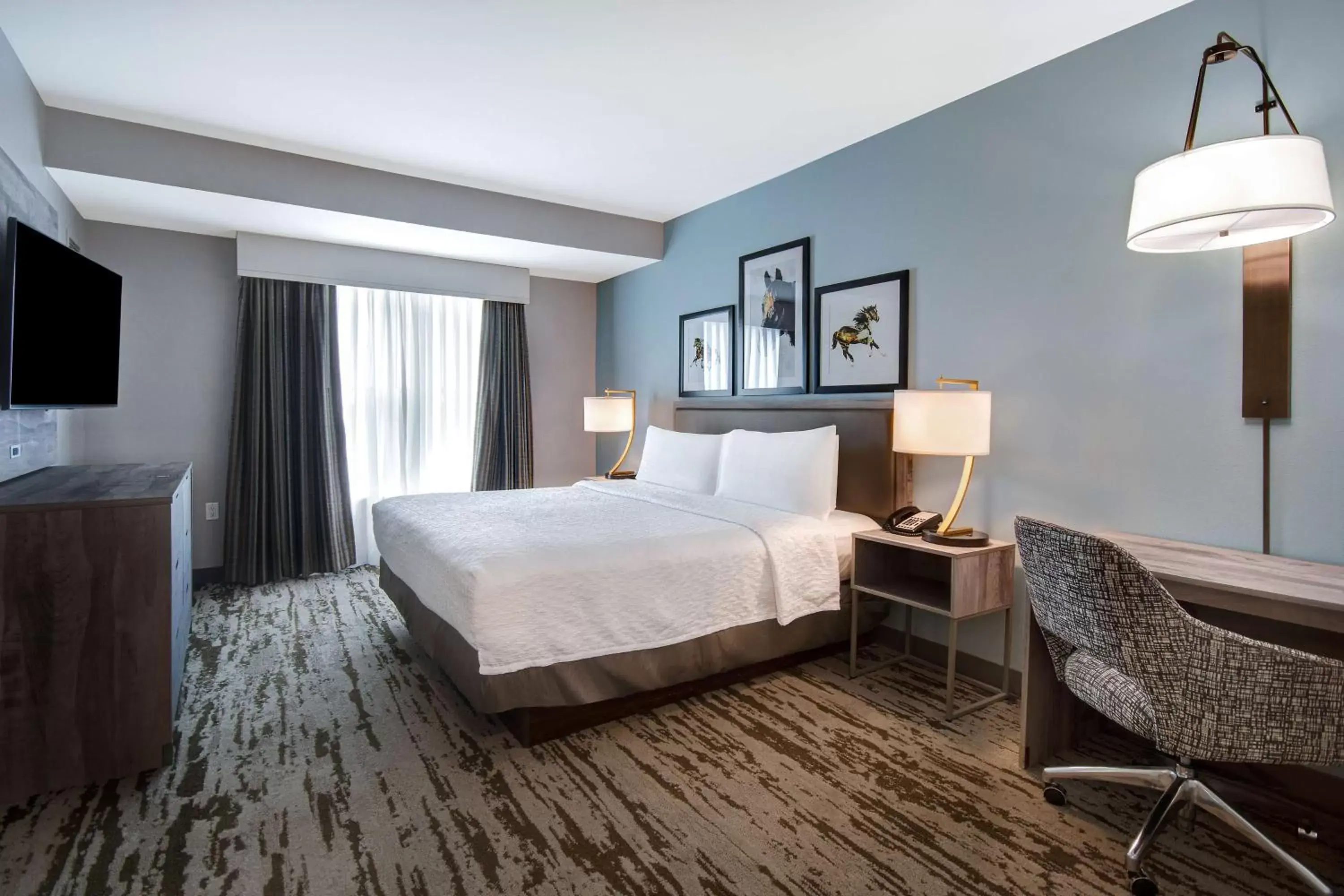 Bedroom, Bed in Homewood Suites By Hilton Lexington