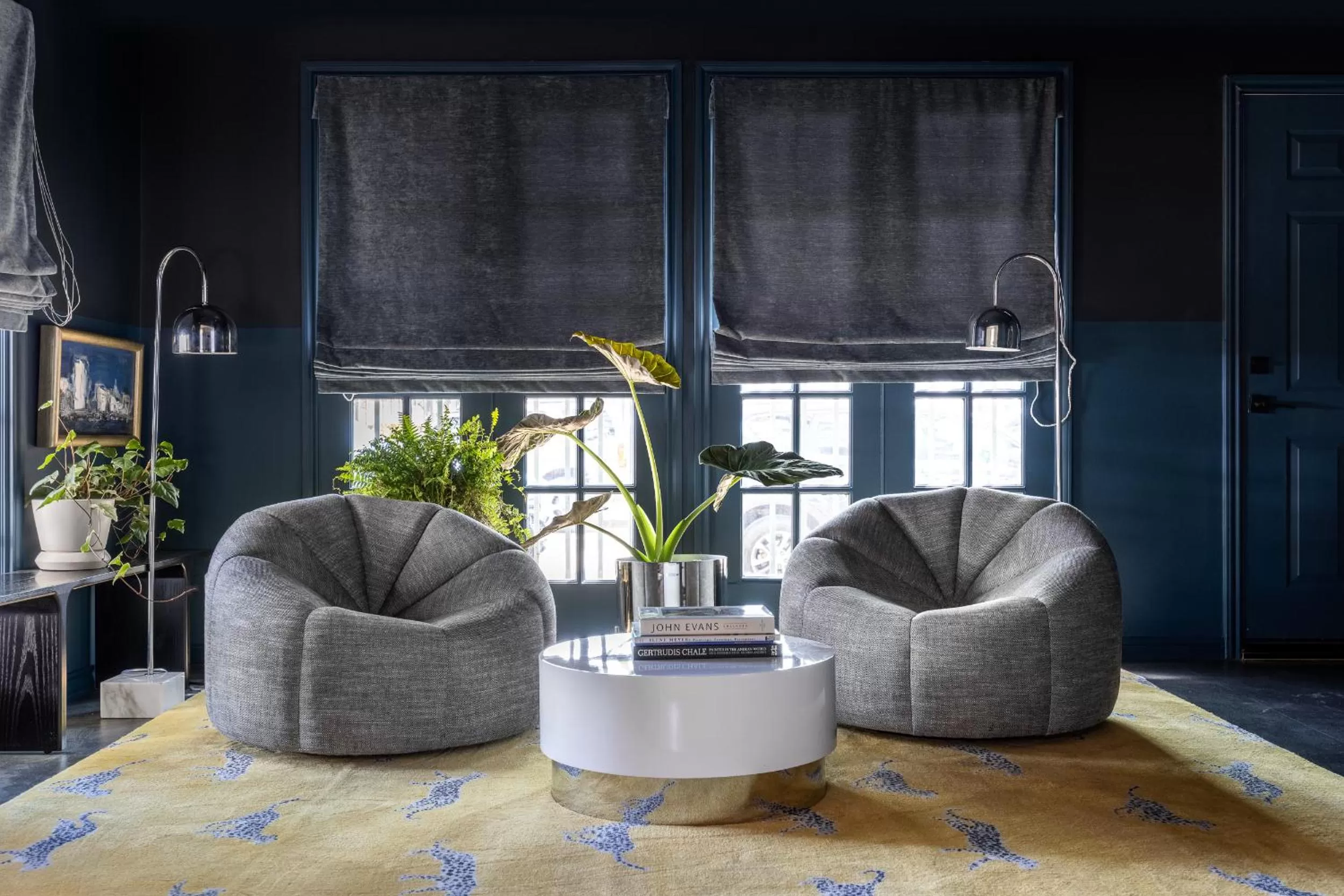 Living room in La Colombe d'Or Hotel