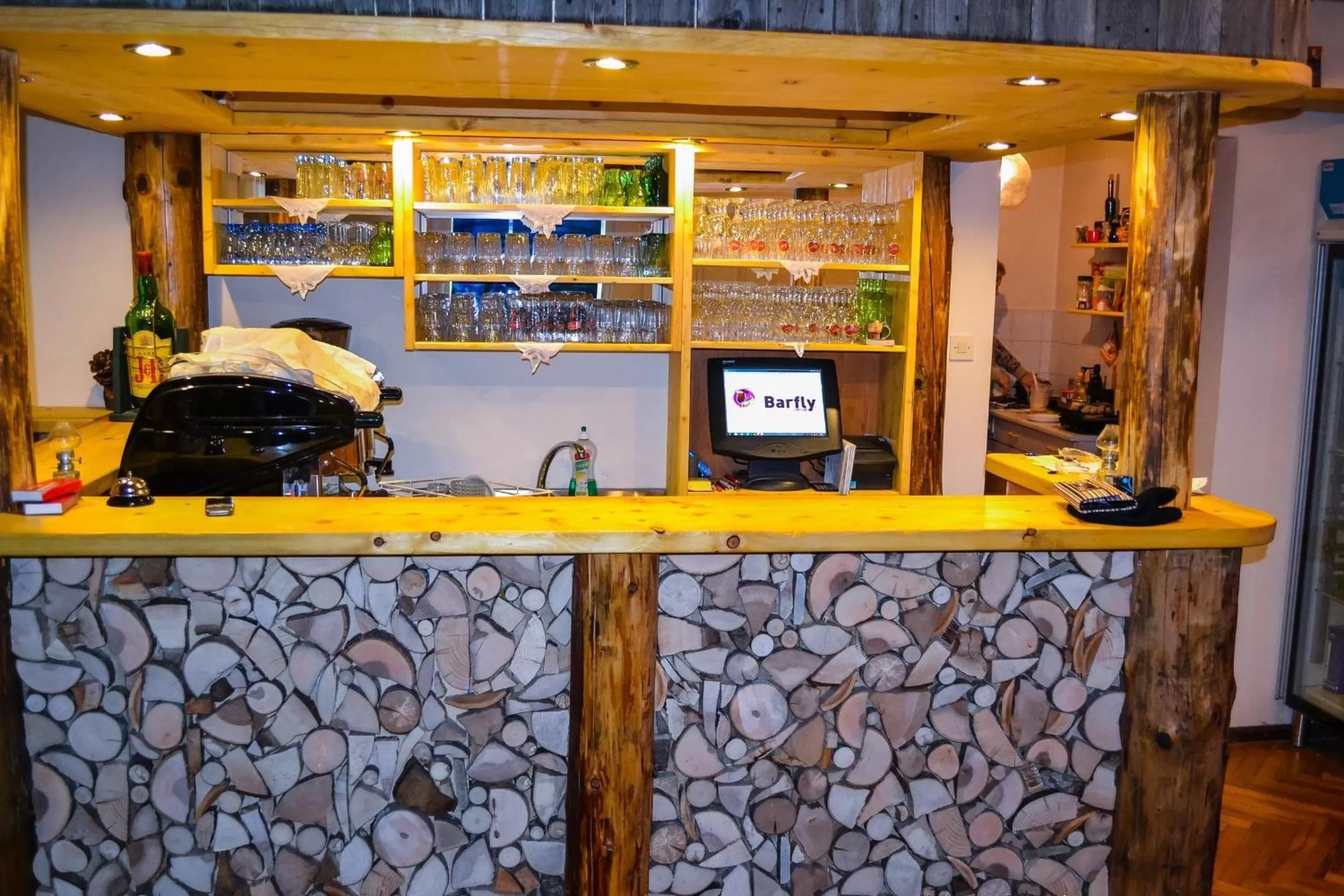 Restaurant/places to eat, Lounge/Bar in Cvet gora - Camping, Glamping and Accomodations