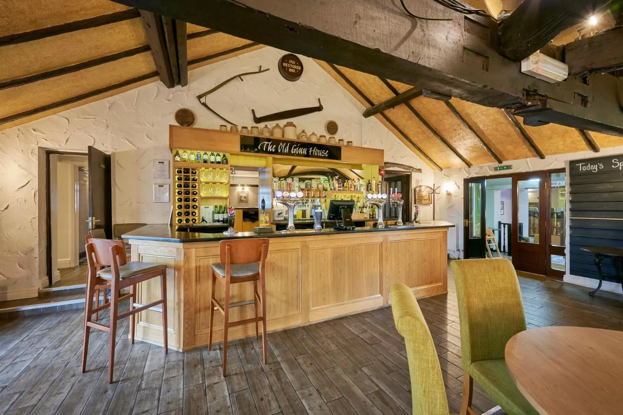 Lounge or bar, Lounge/Bar in The Old Ginn House Inn