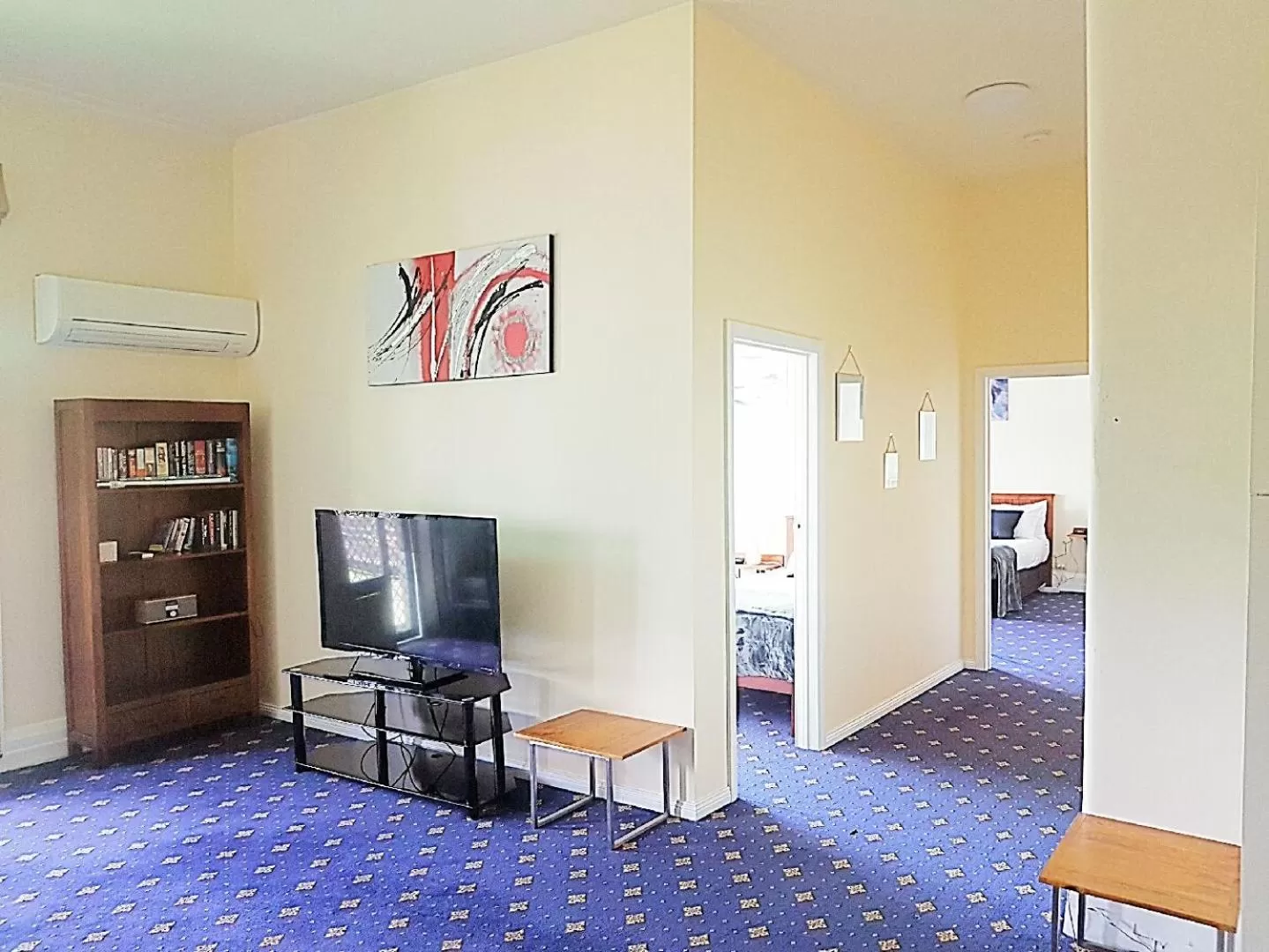 Apartment with Balcony - single occupancy in The Wharf Hotel