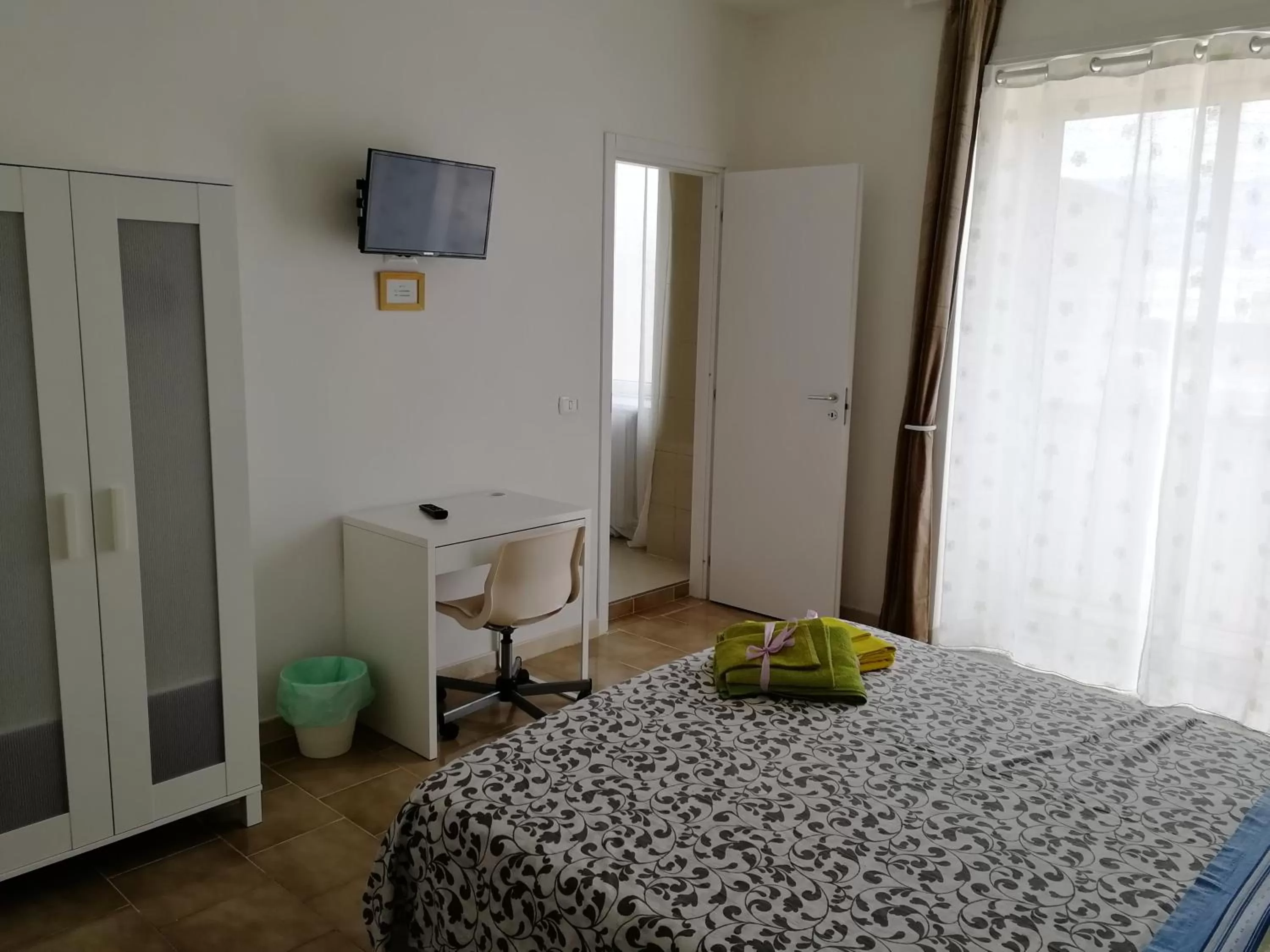 Photo of the whole room, Bed in Casa Castellano