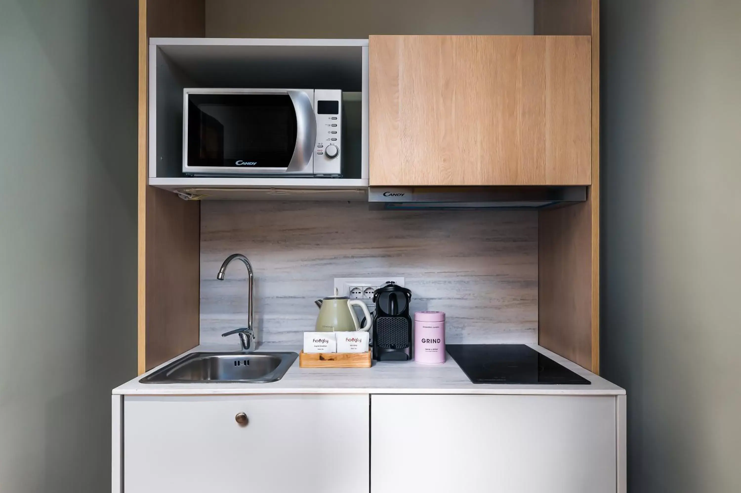 Kitchen or kitchenette, Kitchen/Kitchenette in Adore Rooms & Apartments