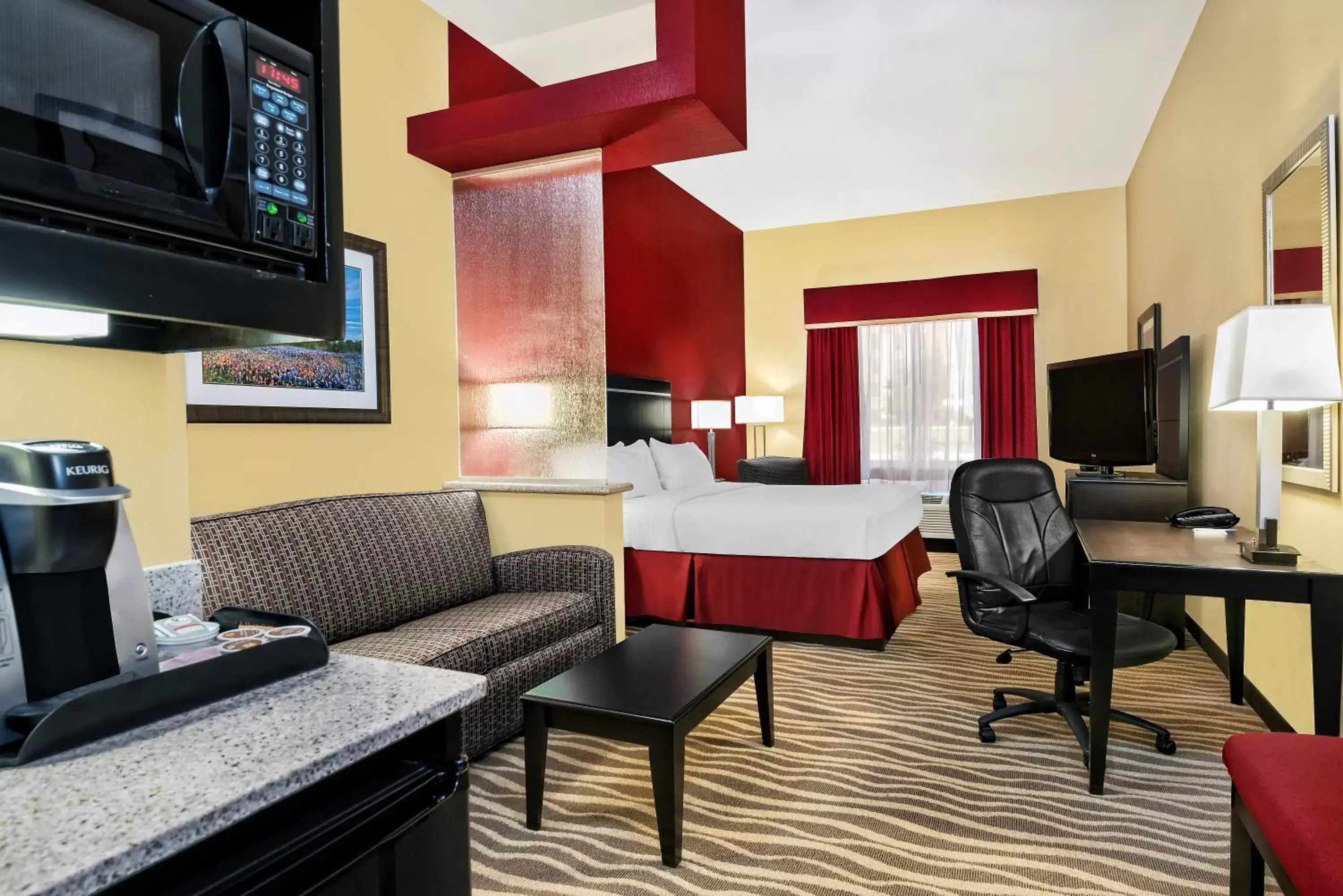 Photo of the whole room in Holiday Inn Express & Suites Cotulla, an IHG Hotel