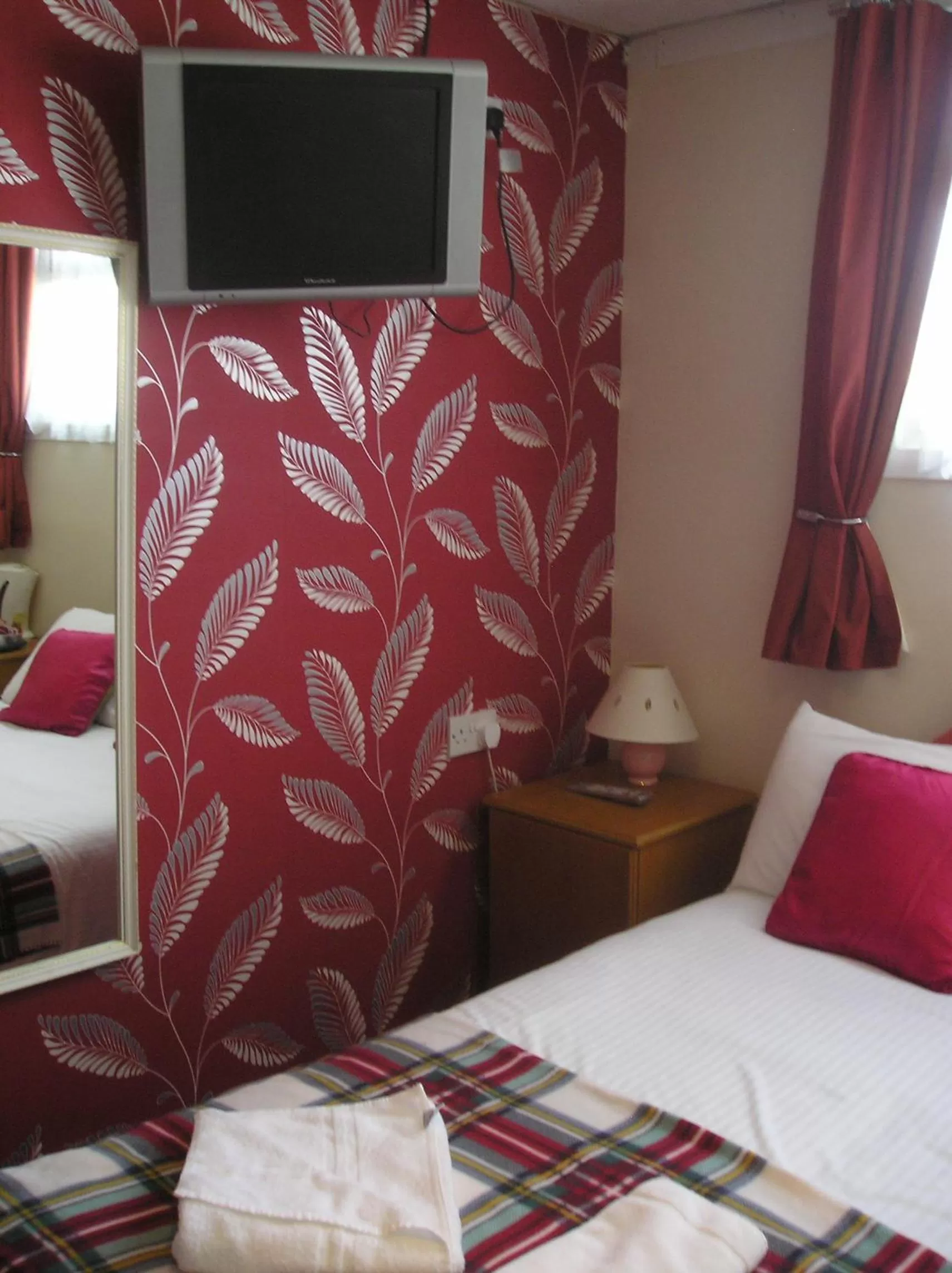 TV and multimedia, TV/Entertainment Center in The Belvedere