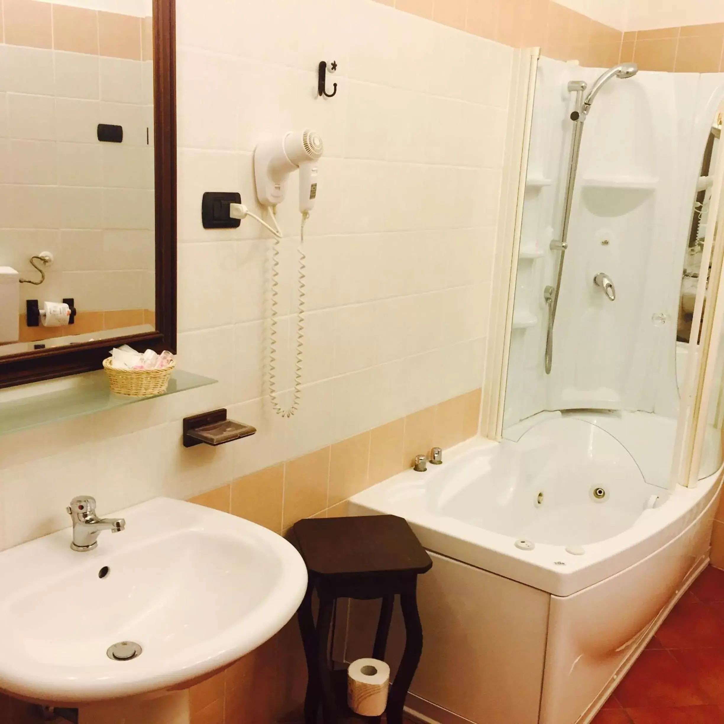 Bathroom in Grand Hotel Capodimonte