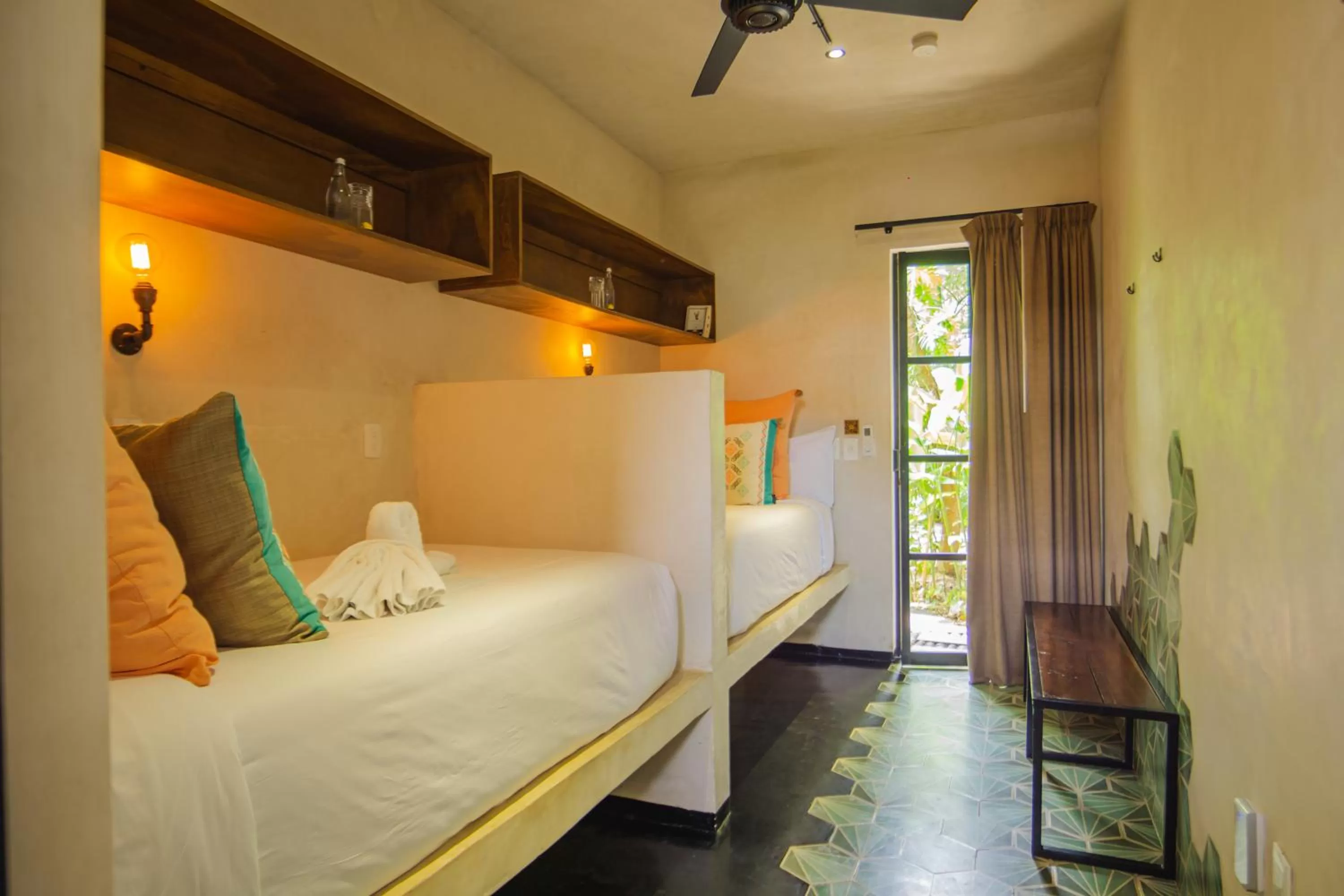 Bed, Seating Area in Maka Hotel Boutique