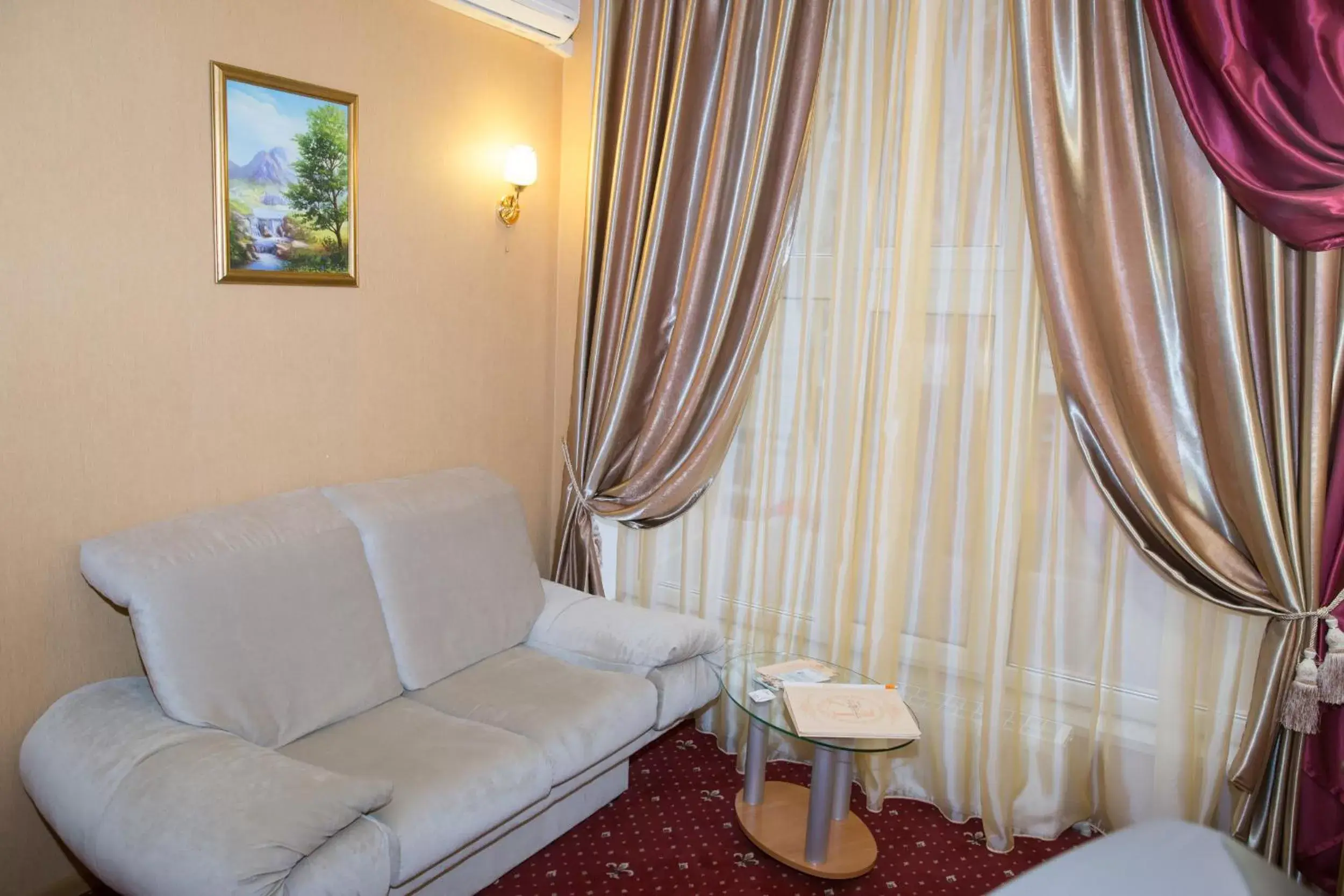 Premium Double Room in Lermontovskiy Hotel Premium Double Room in Lermontovskiy Hotel