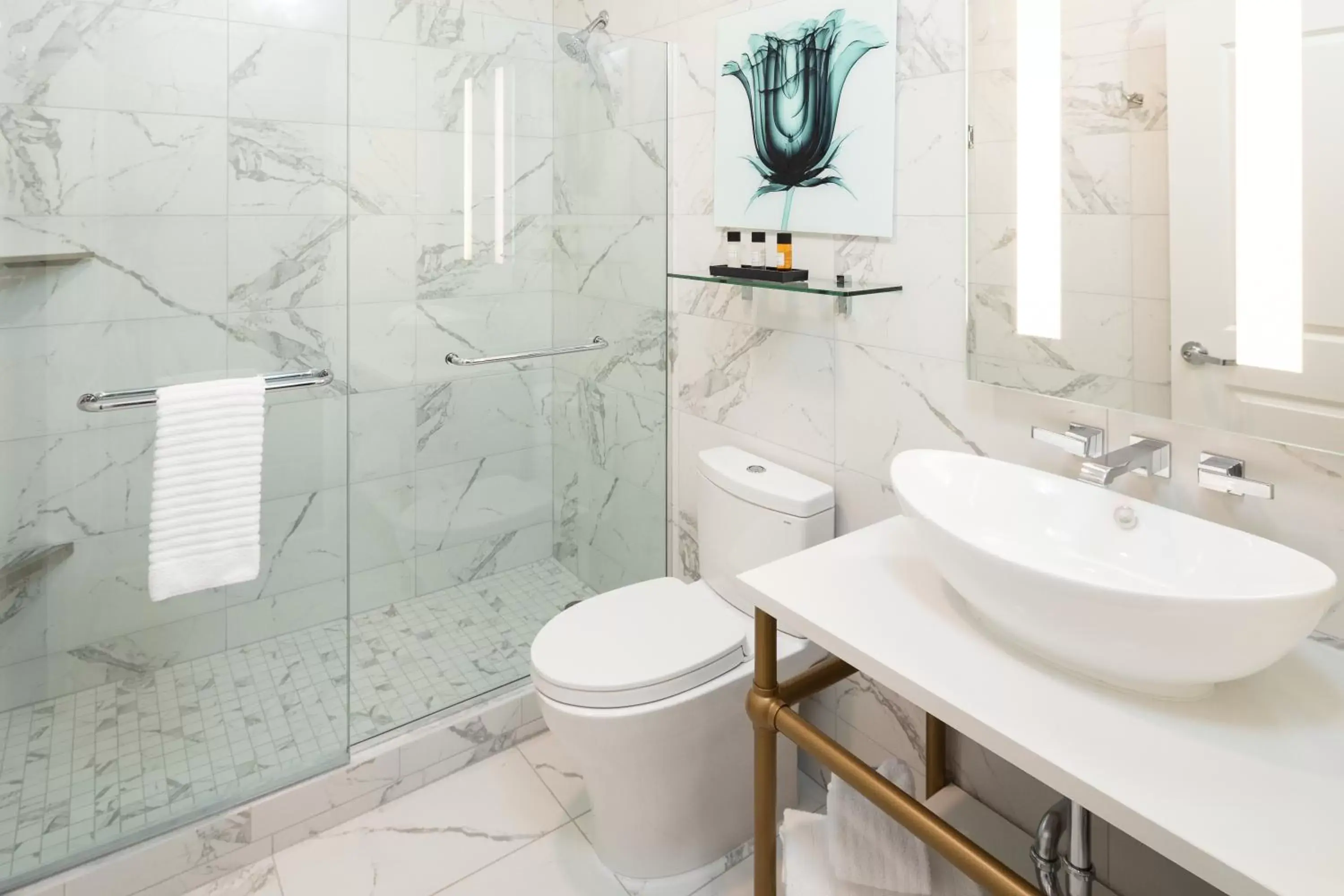 Bathroom in Hotel On Phillips Bathroom in Hotel On Phillips