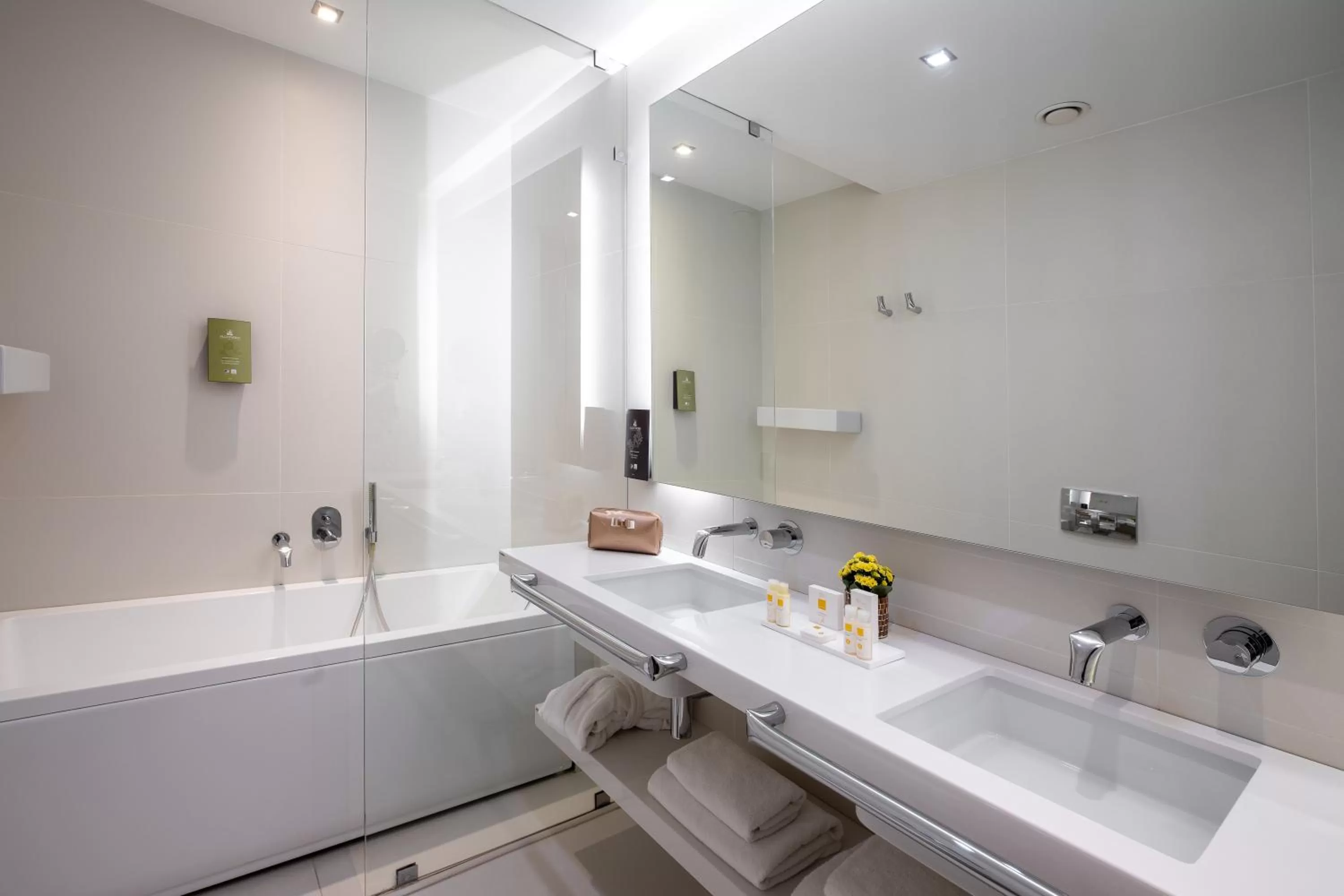 Bathroom in Domotel Kastri