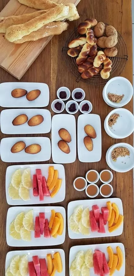 Breakfast in Pousada Villages Boutique Hotel - 150m da Praia da Laje