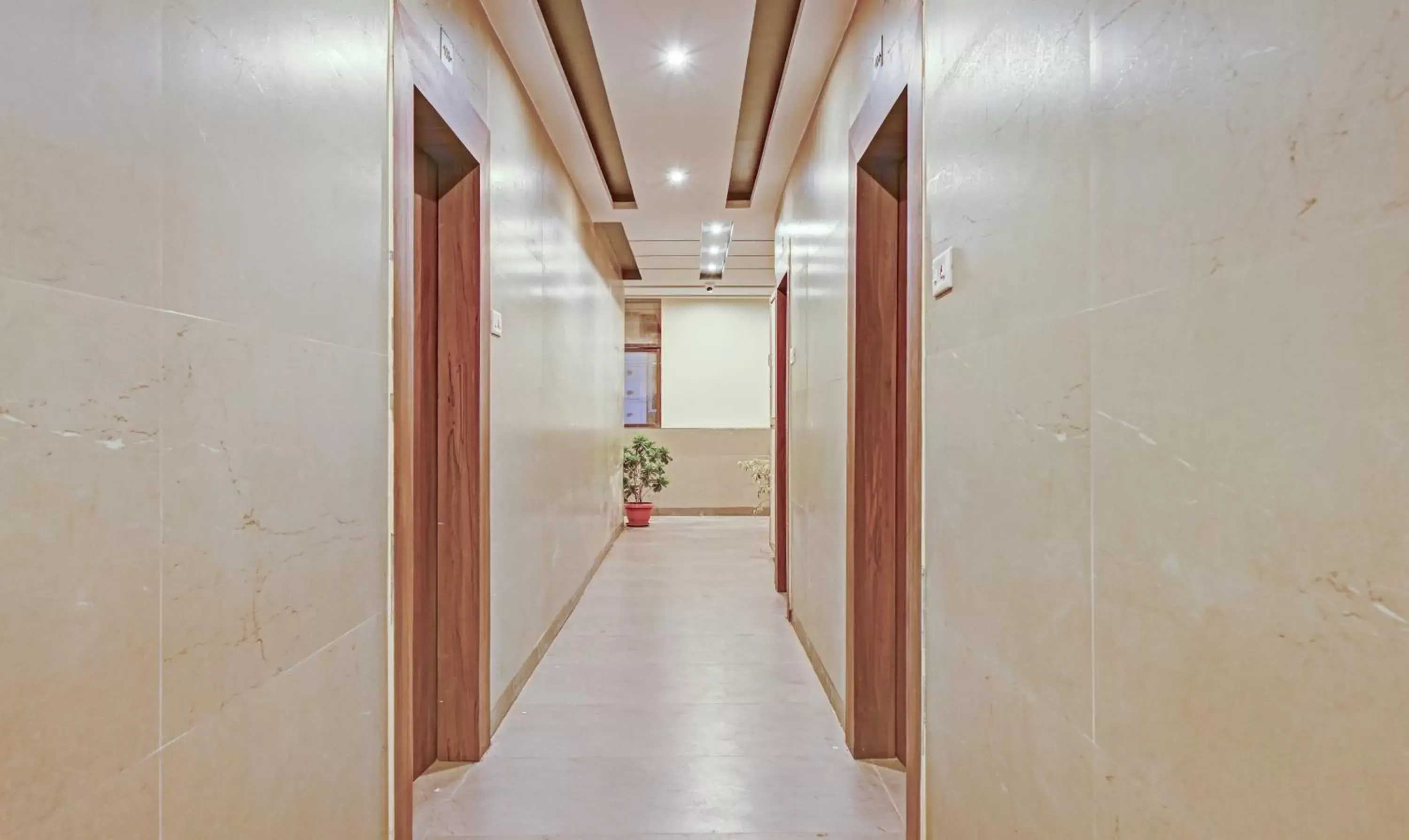 Lobby or reception in Itsy Hotels Sri Sai Grand Inn Lobby or reception in Itsy Hotels Sri Sai Grand Inn