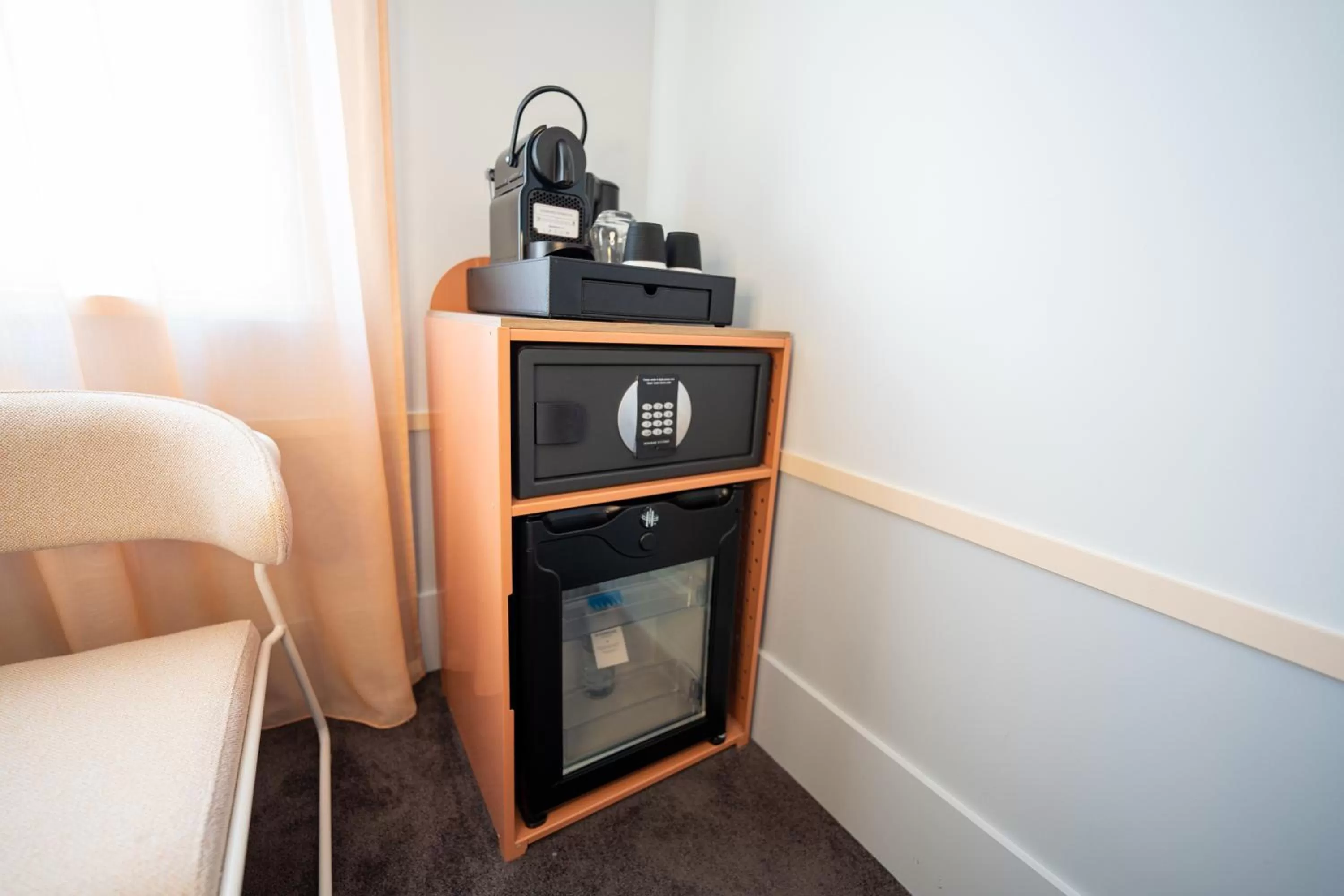 Coffee/tea facilities in Aiden by Best Western Clermont-Ferrand Hotel & Spa