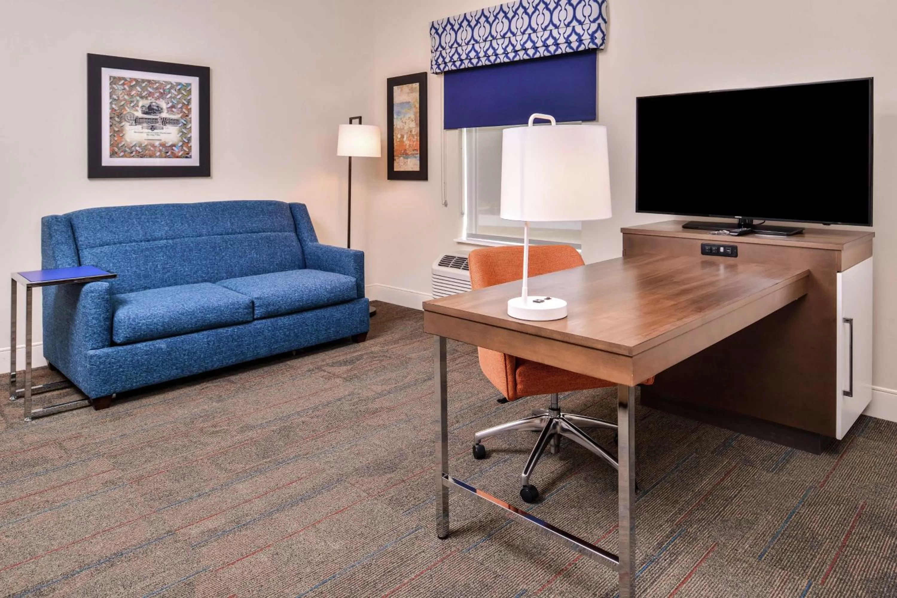Bedroom in Hampton Inn Benson