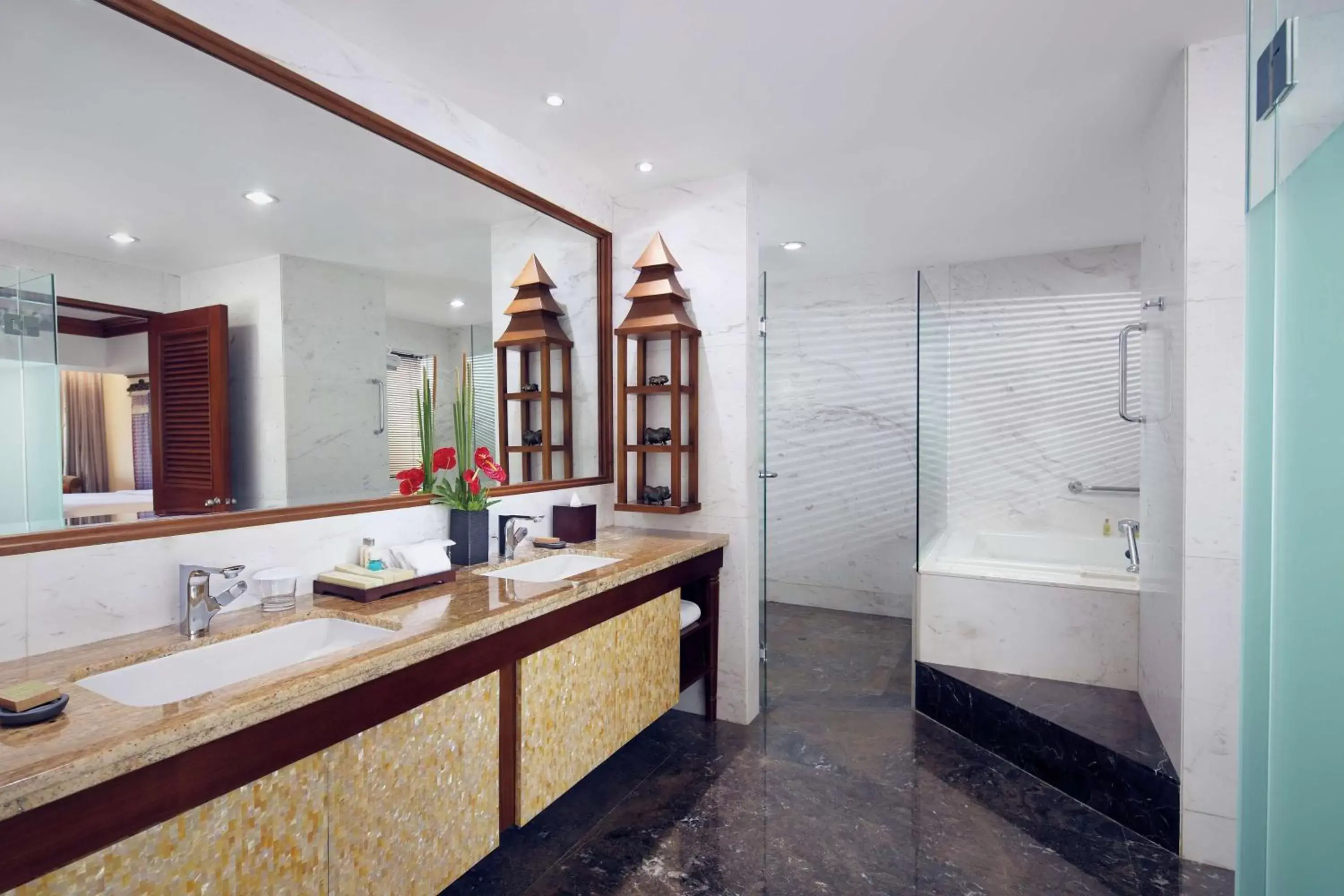 Bathroom in Hilton Bali Resort