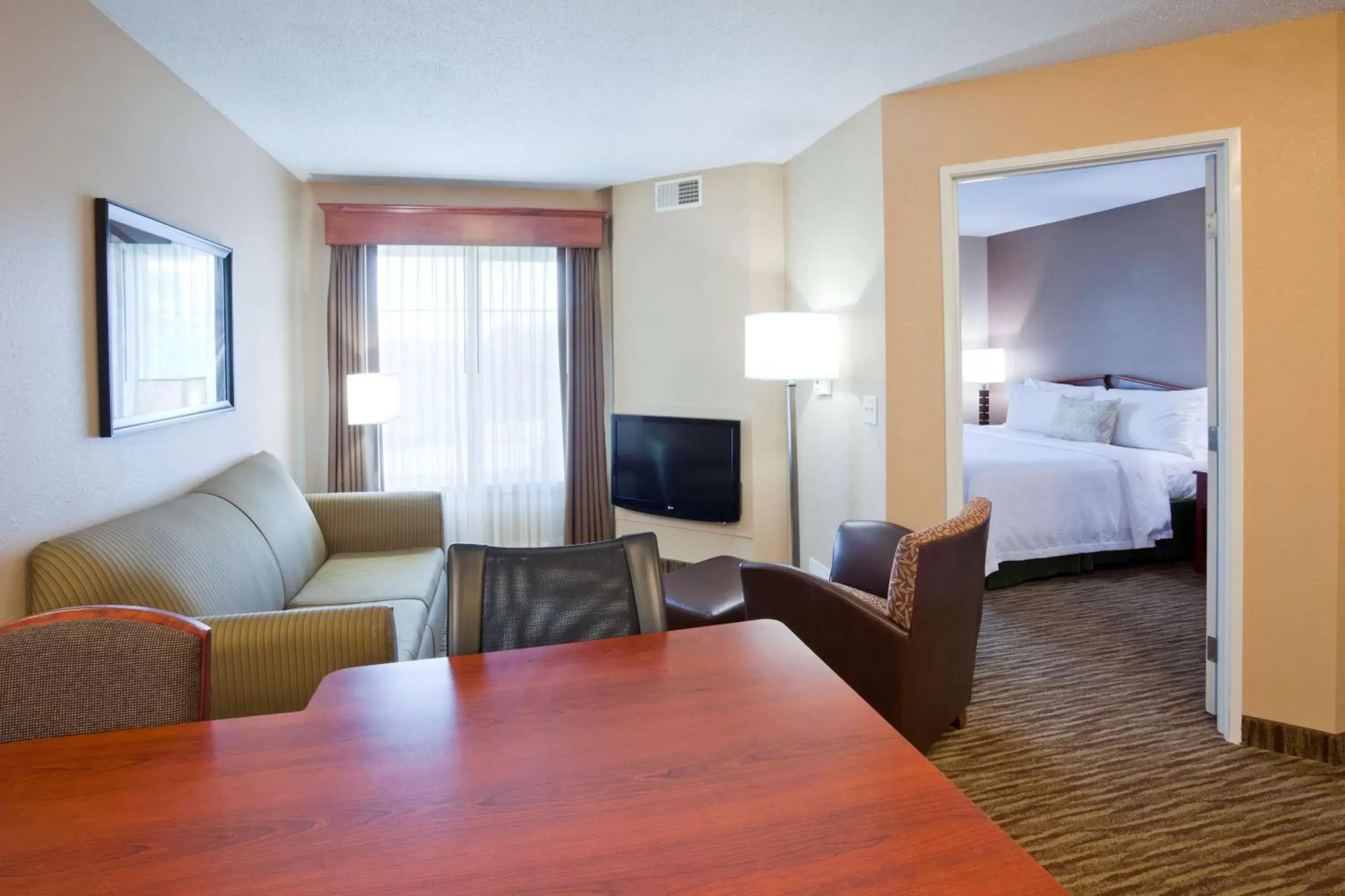 Seating Area in GrandStay Residential Suites Hotel Faribault