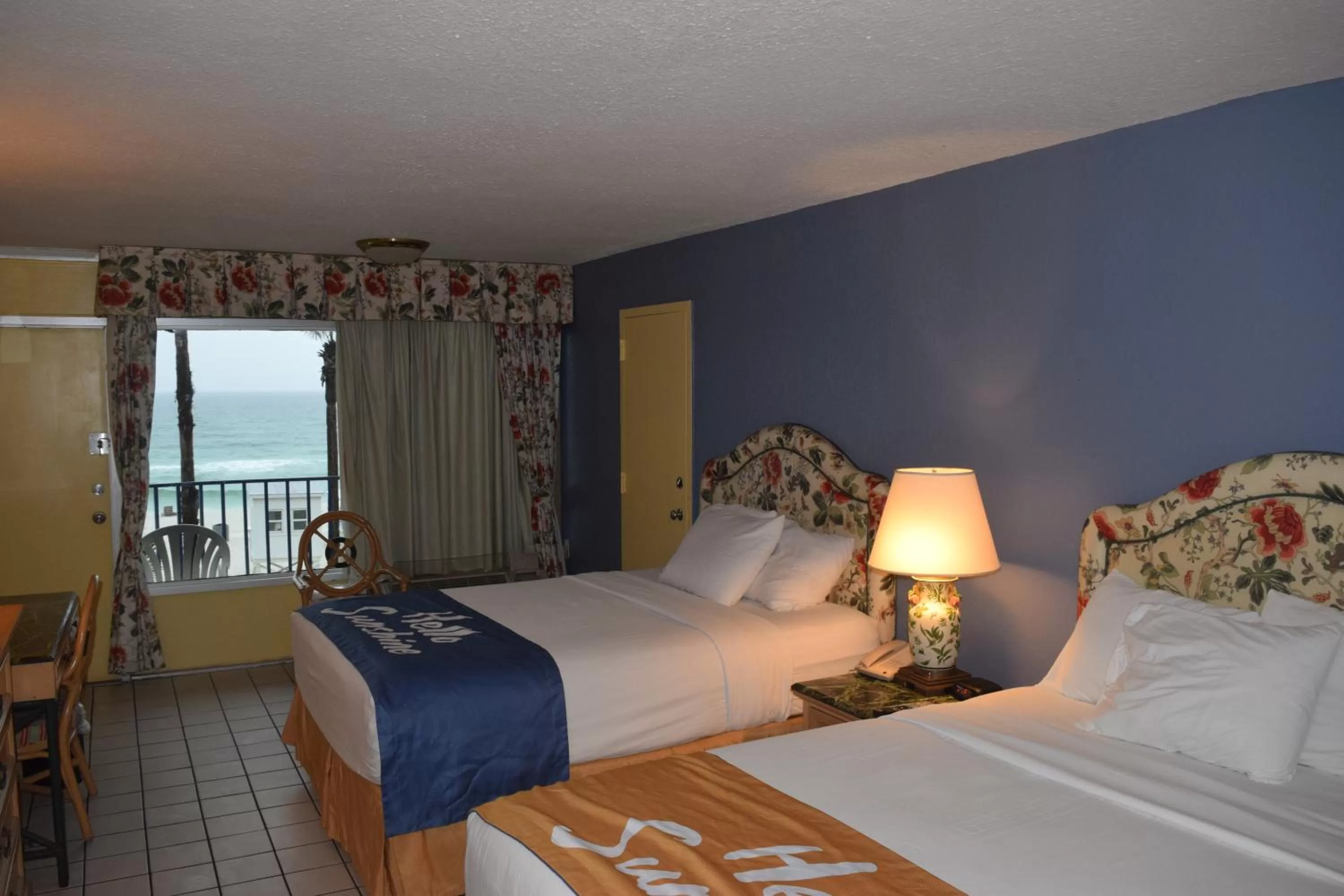 Bedroom, Bed in Days Inn by Wyndham Panama City Beach Beachfront Resort
