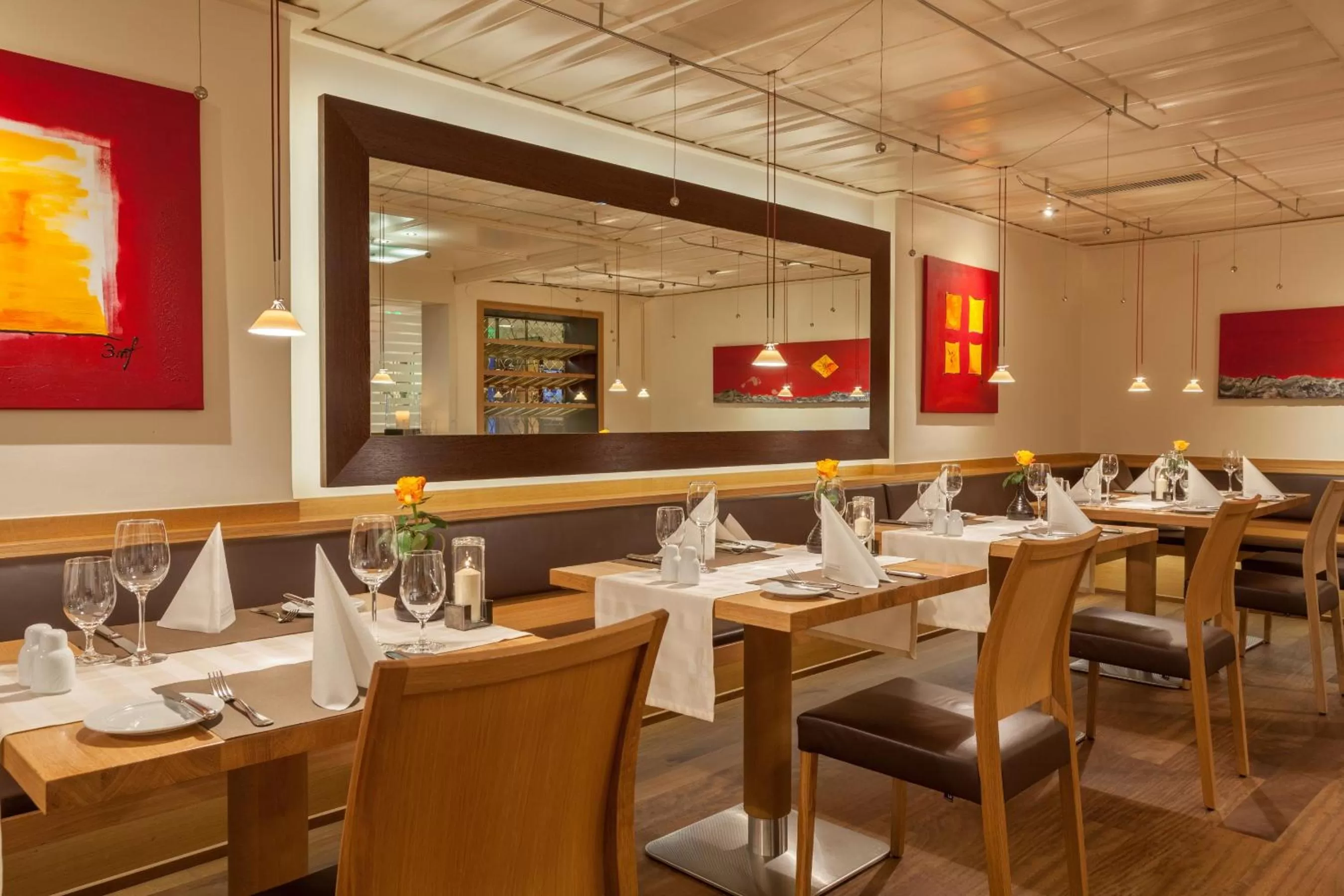 Restaurant/places to eat in Hotel Germania