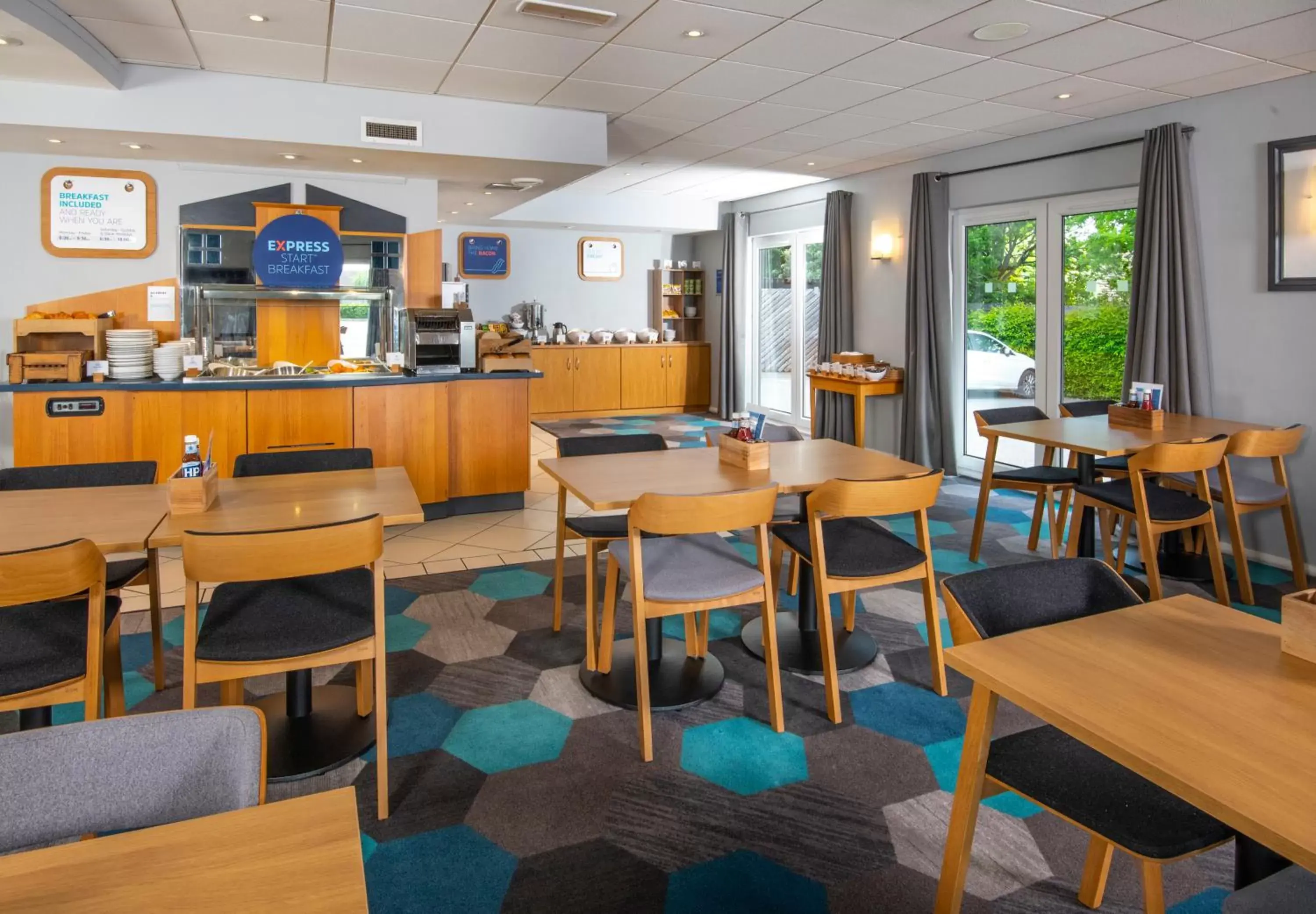 Buffet breakfast, Restaurant/Places to Eat in Holiday Inn Express Peterborough, an IHG Hotel