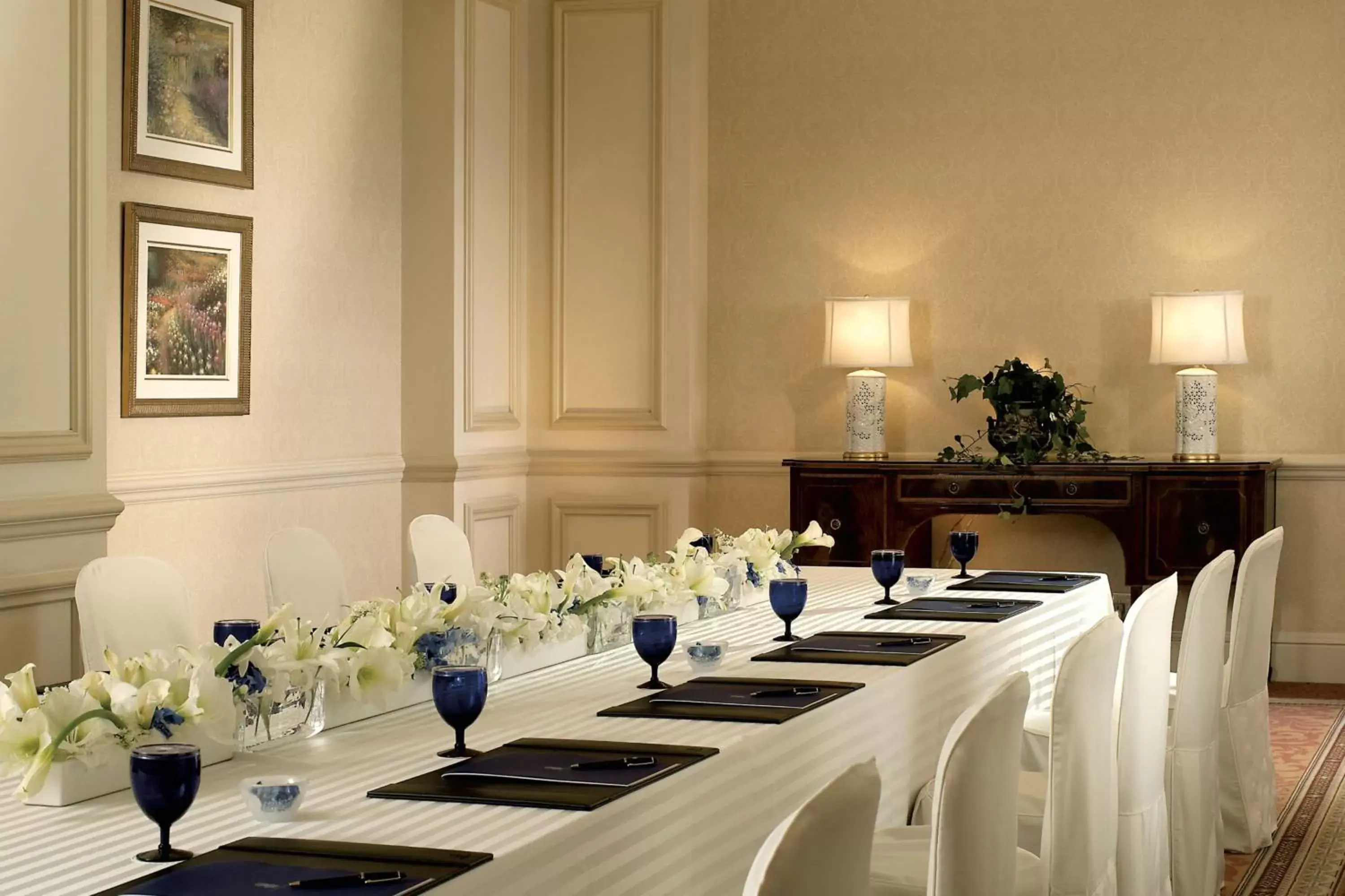 Meeting/conference room, Restaurant/Places to Eat in The Ritz-Carlton Osaka