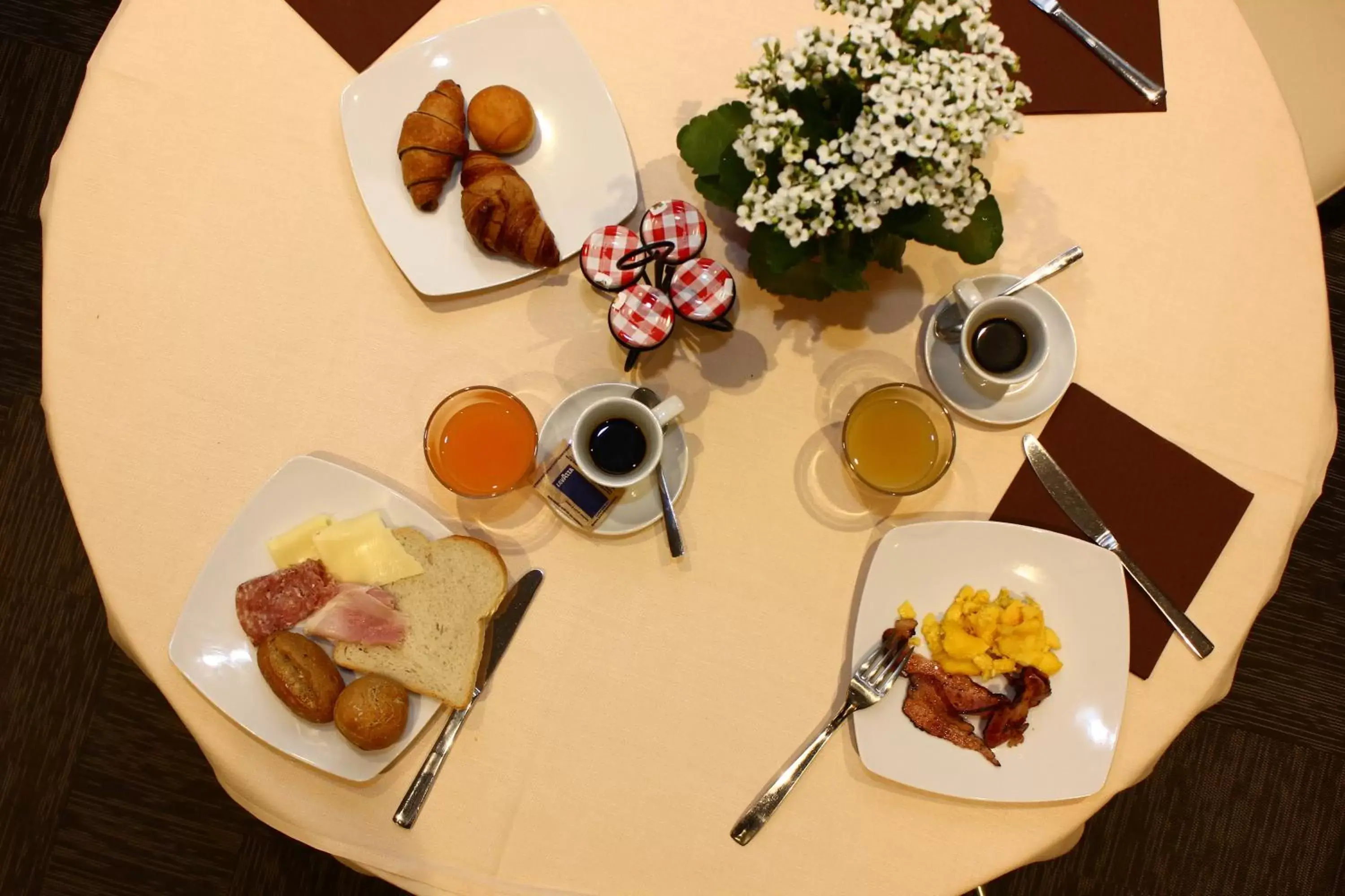 Breakfast in Expo Hotel Milan