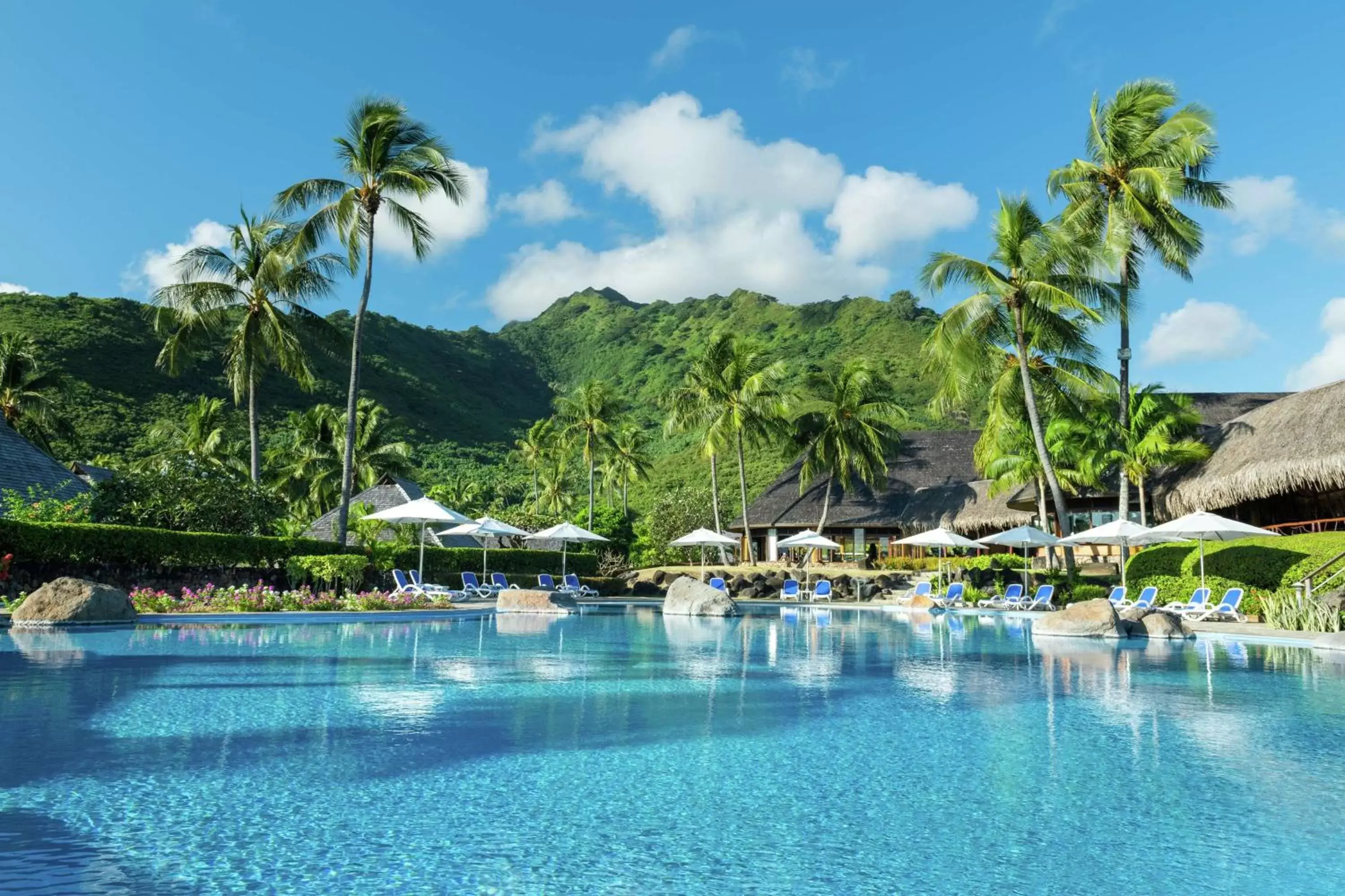 Pool view in Hilton Moorea Lagoon Resort & Spa Pool view in Hilton Moorea Lagoon Resort & Spa