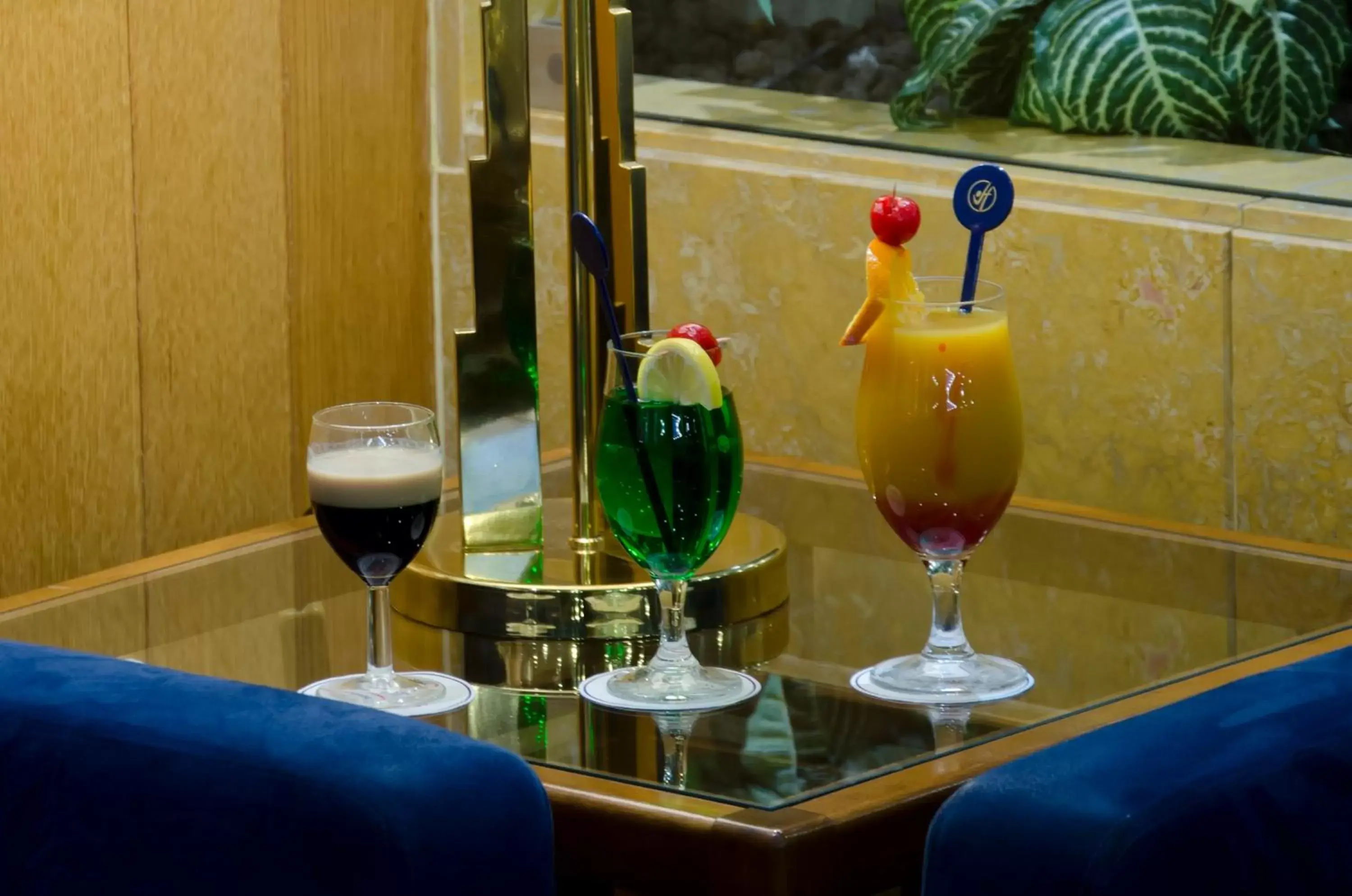 Food and drinks in VIP Inn Berna Hotel